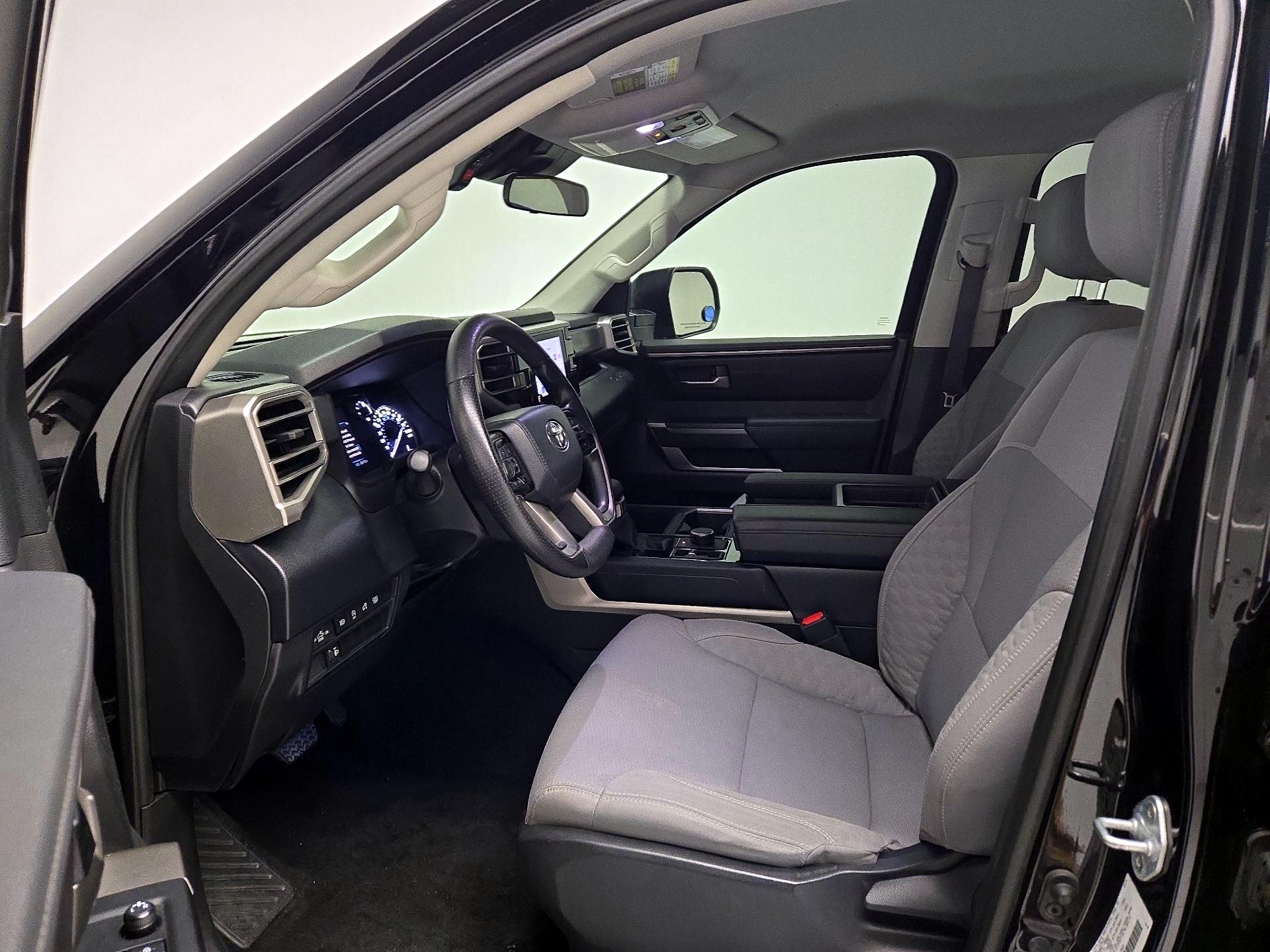 Thumbnail: 2024 Toyota Tundra - 11