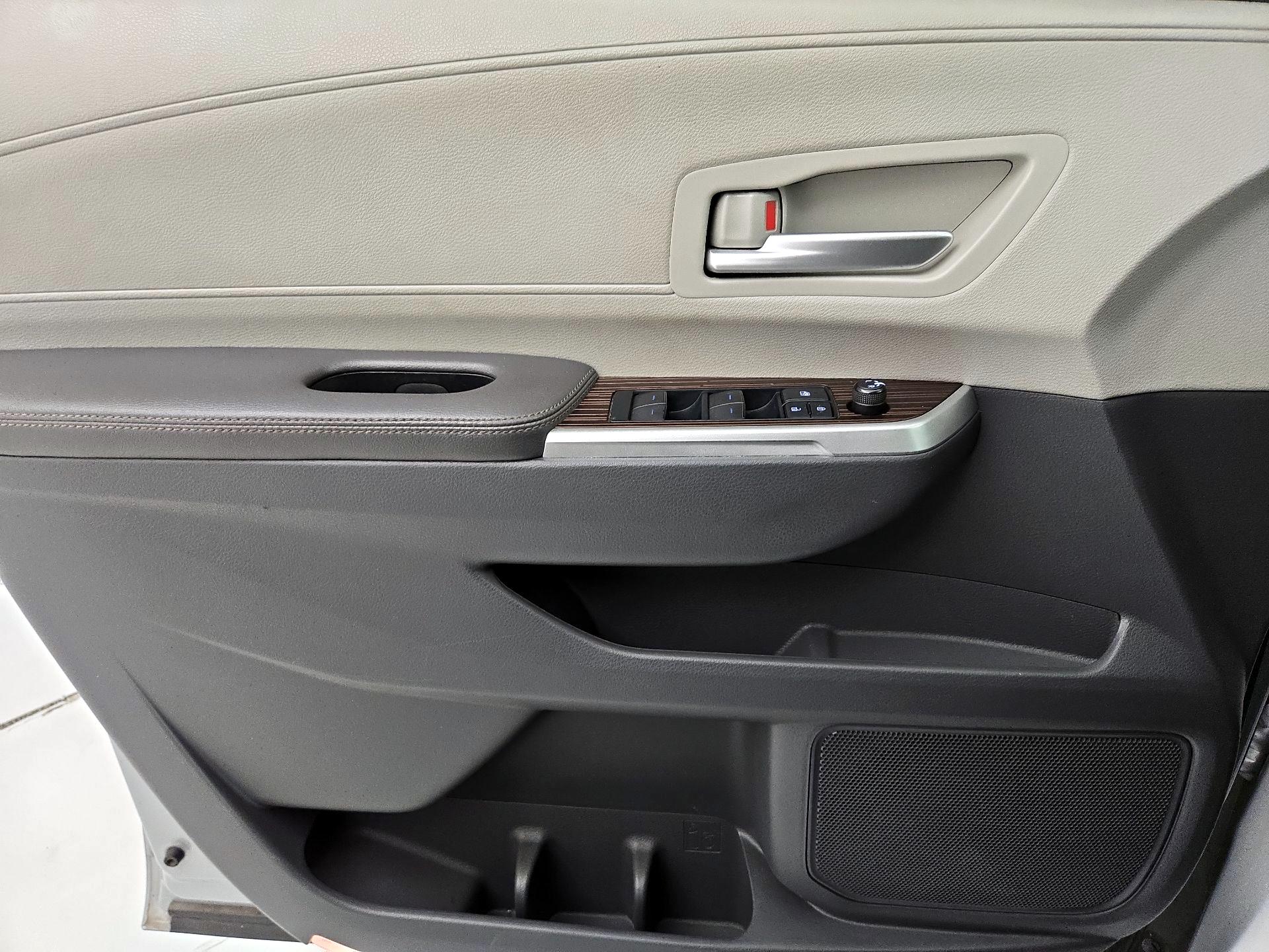Thumbnail: 2022 Toyota Sienna - 12