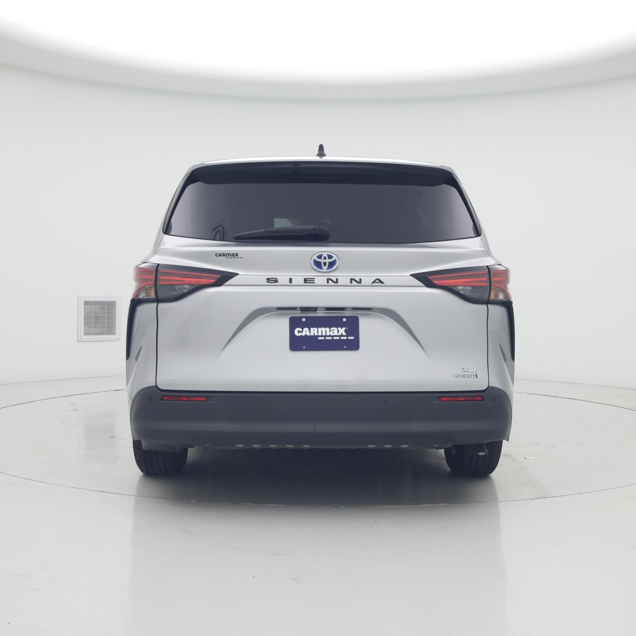 Thumbnail: 2022 Toyota Sienna - 6