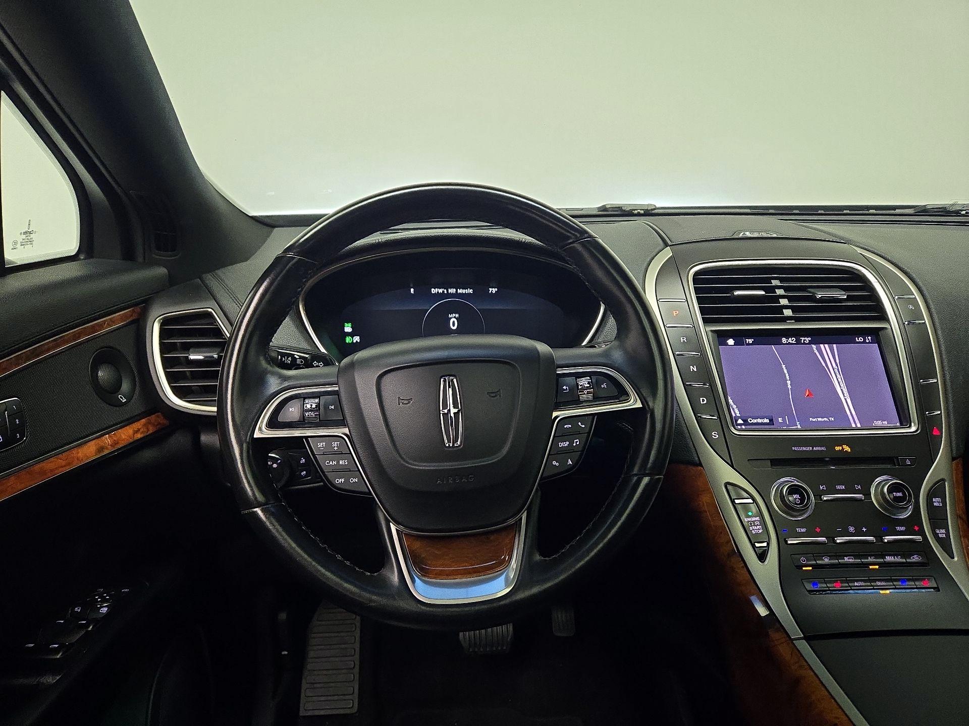 Thumbnail: 2019 Lincoln Nautilus - 10