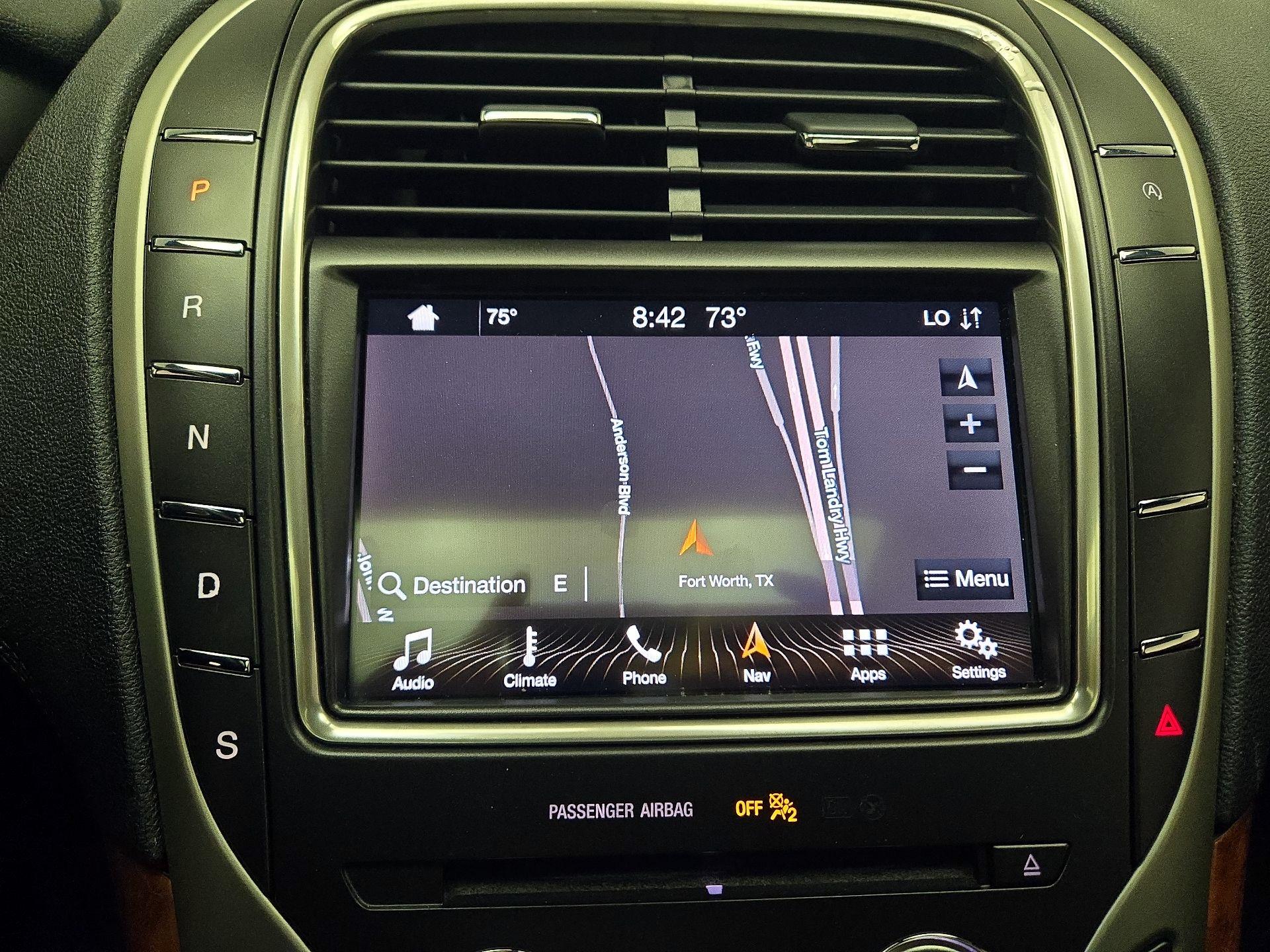 Thumbnail: 2019 Lincoln Nautilus - 14