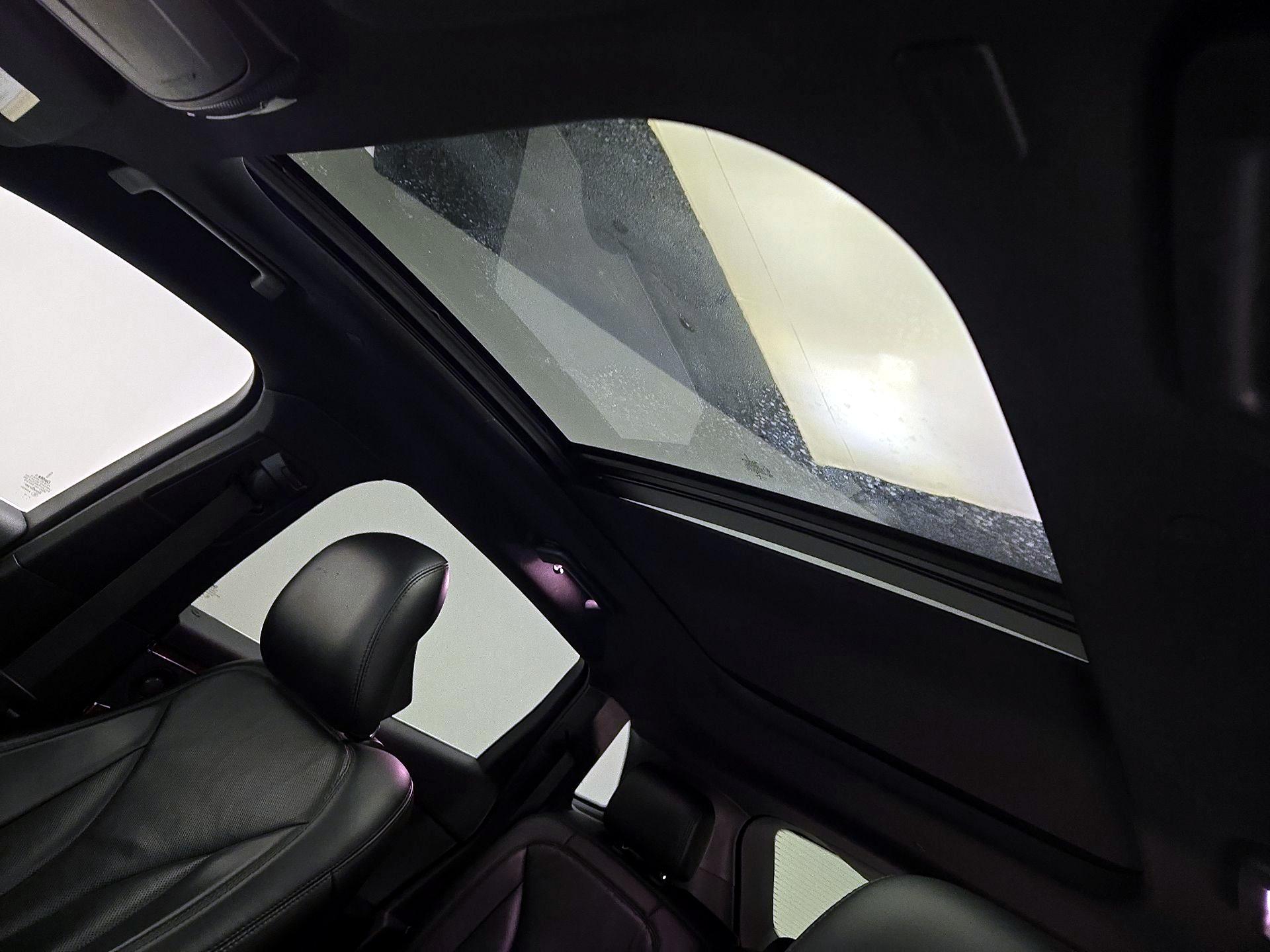 Thumbnail: 2019 Lincoln Nautilus - 20