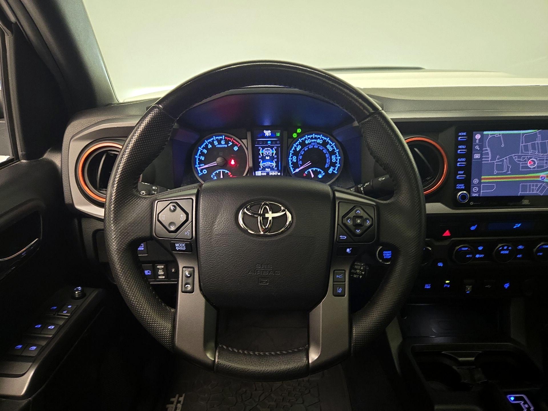 Thumbnail: 2021 Toyota Tacoma - 10