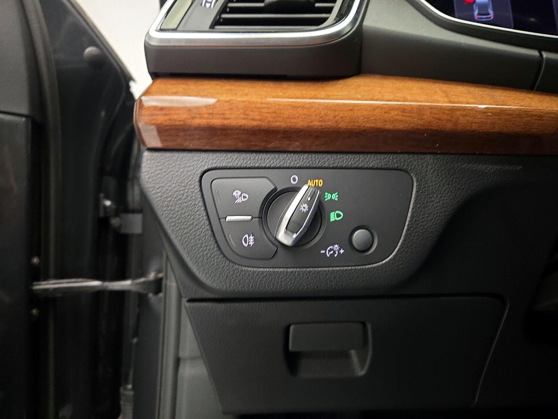 Thumbnail: 2023 Audi Q5 - 13