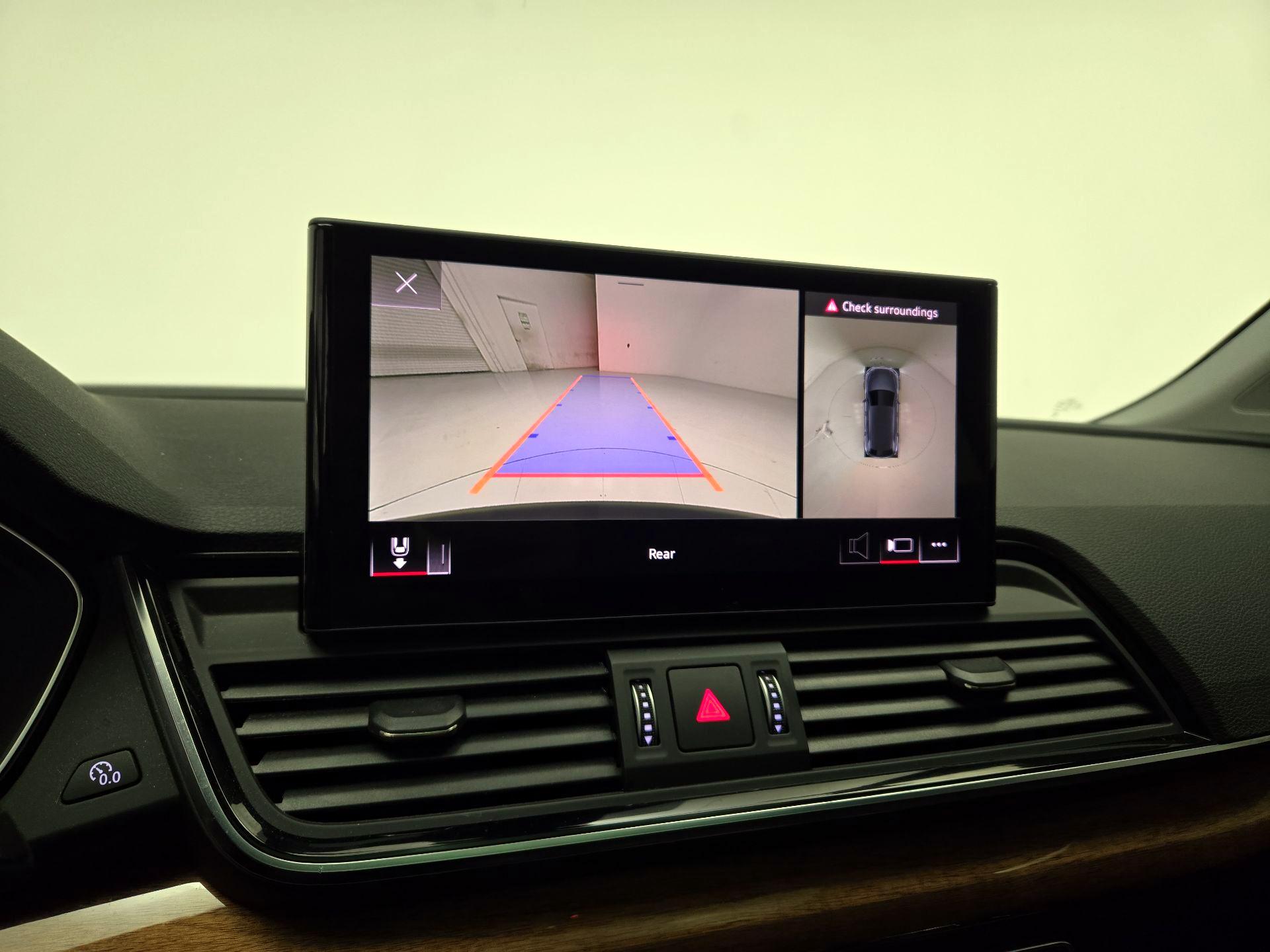 Thumbnail: 2023 Audi Q5 - 14