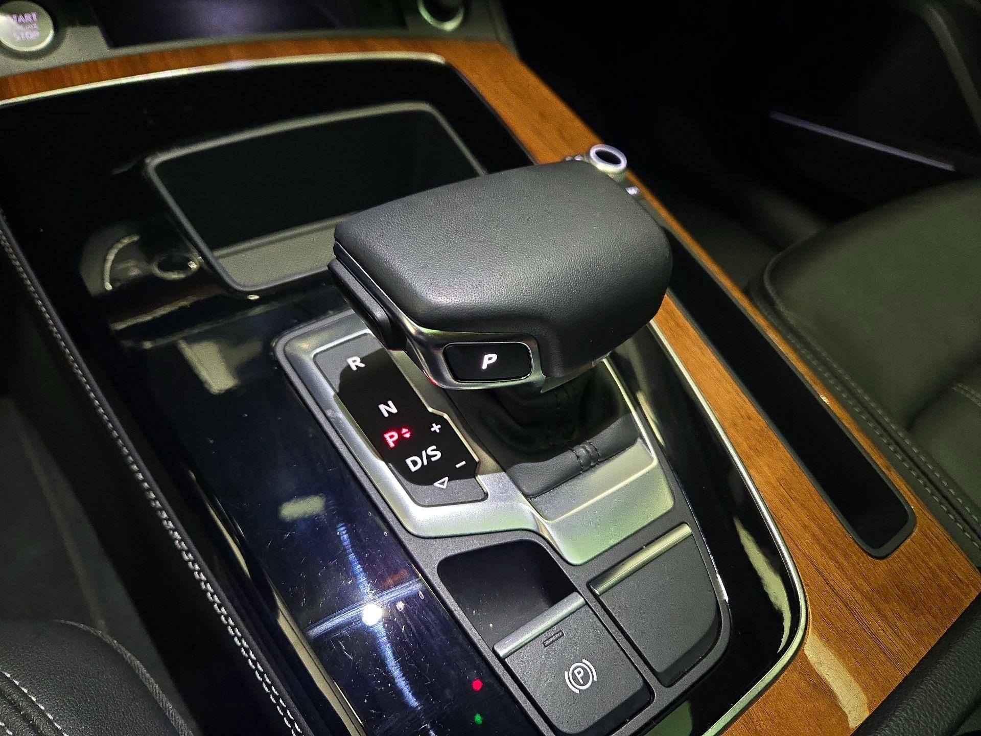 Thumbnail: 2023 Audi Q5 - 17