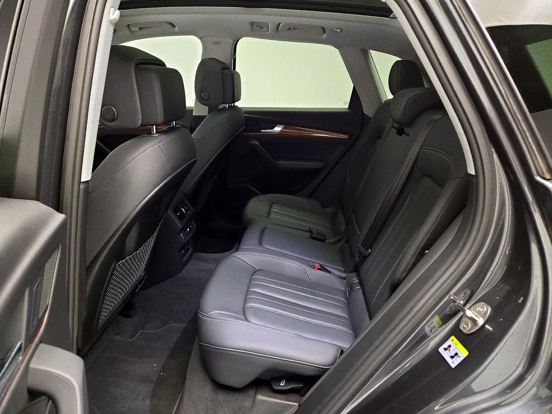 Thumbnail: 2023 Audi Q5 - 20