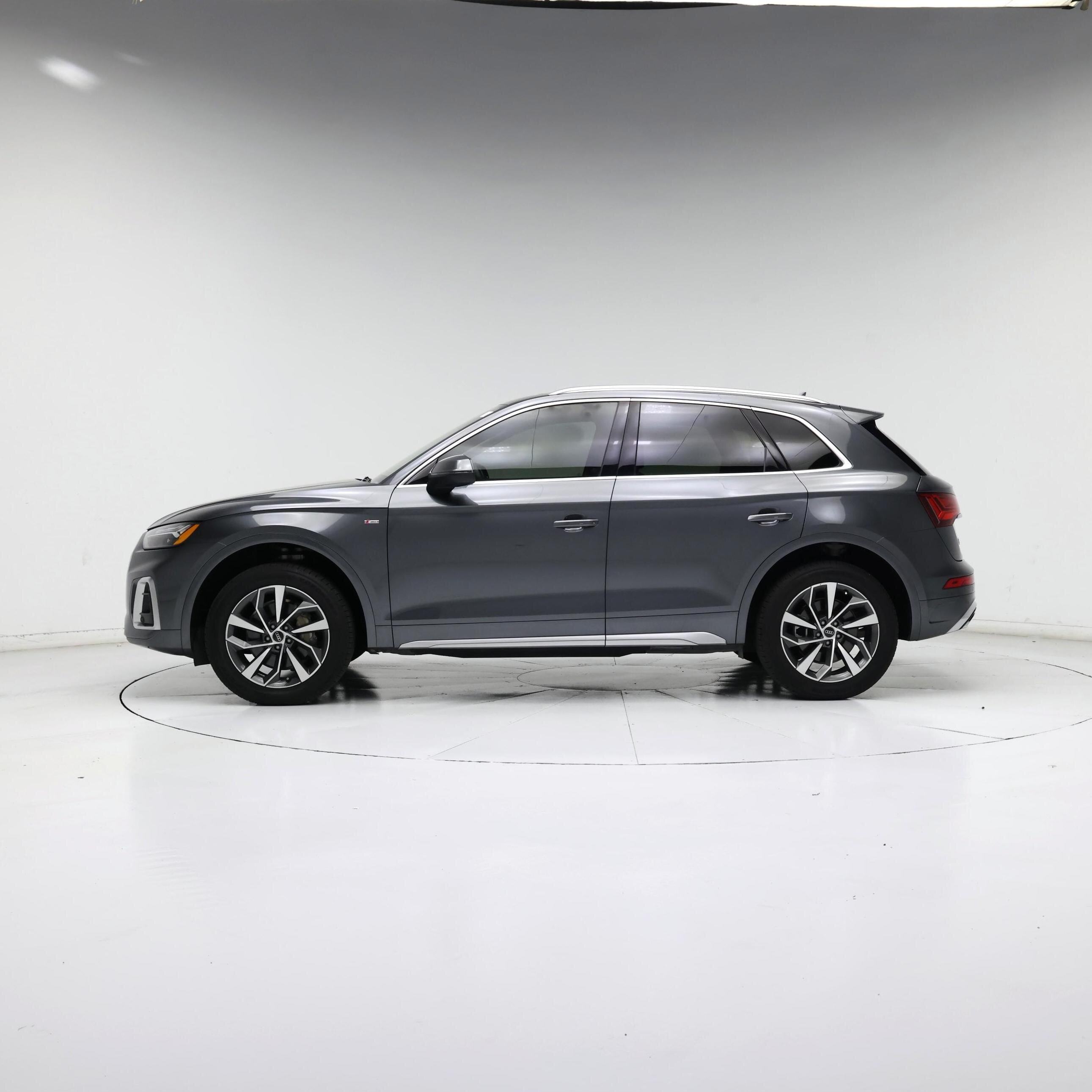 Thumbnail: 2023 Audi Q5 - 3