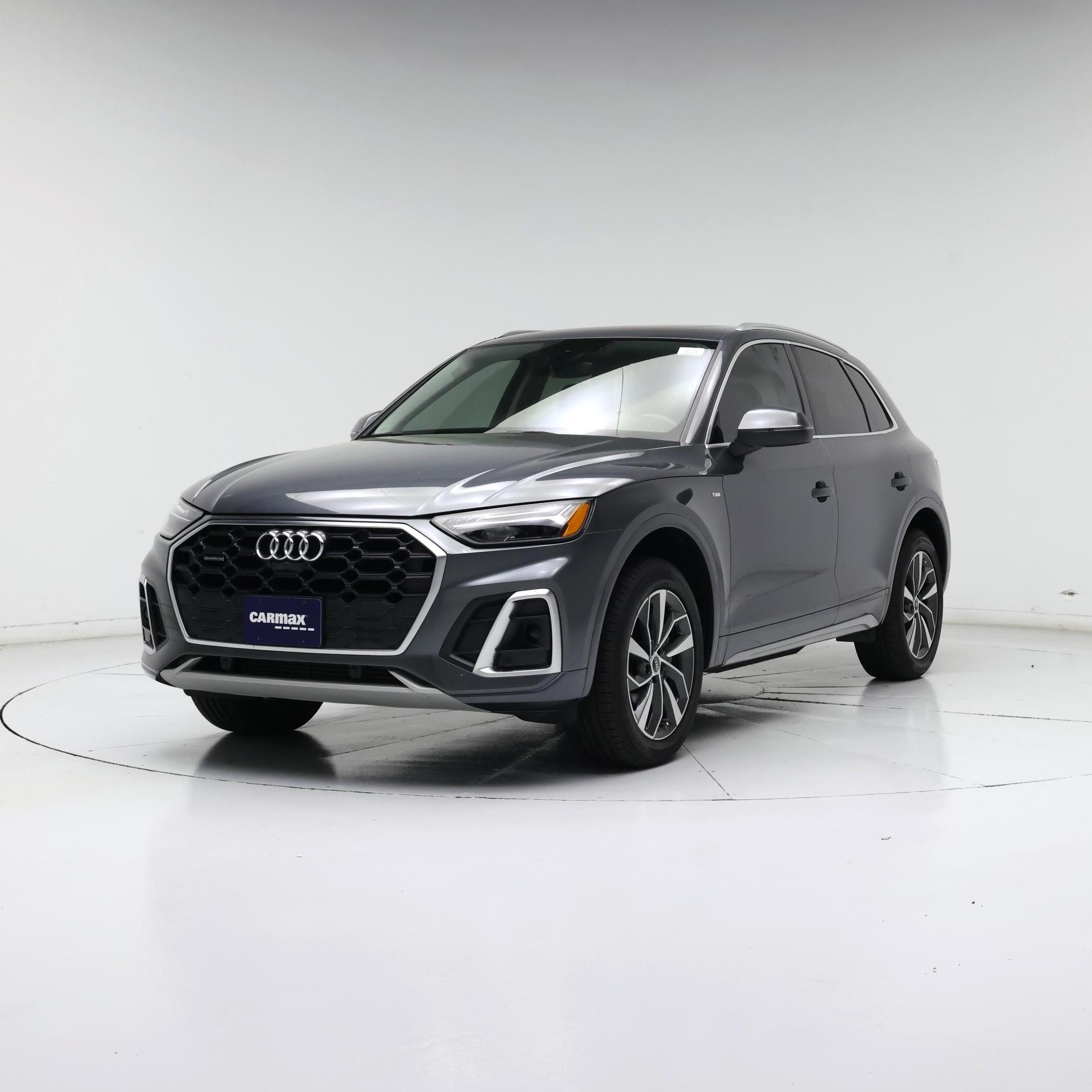 Thumbnail: 2023 Audi Q5 - 4