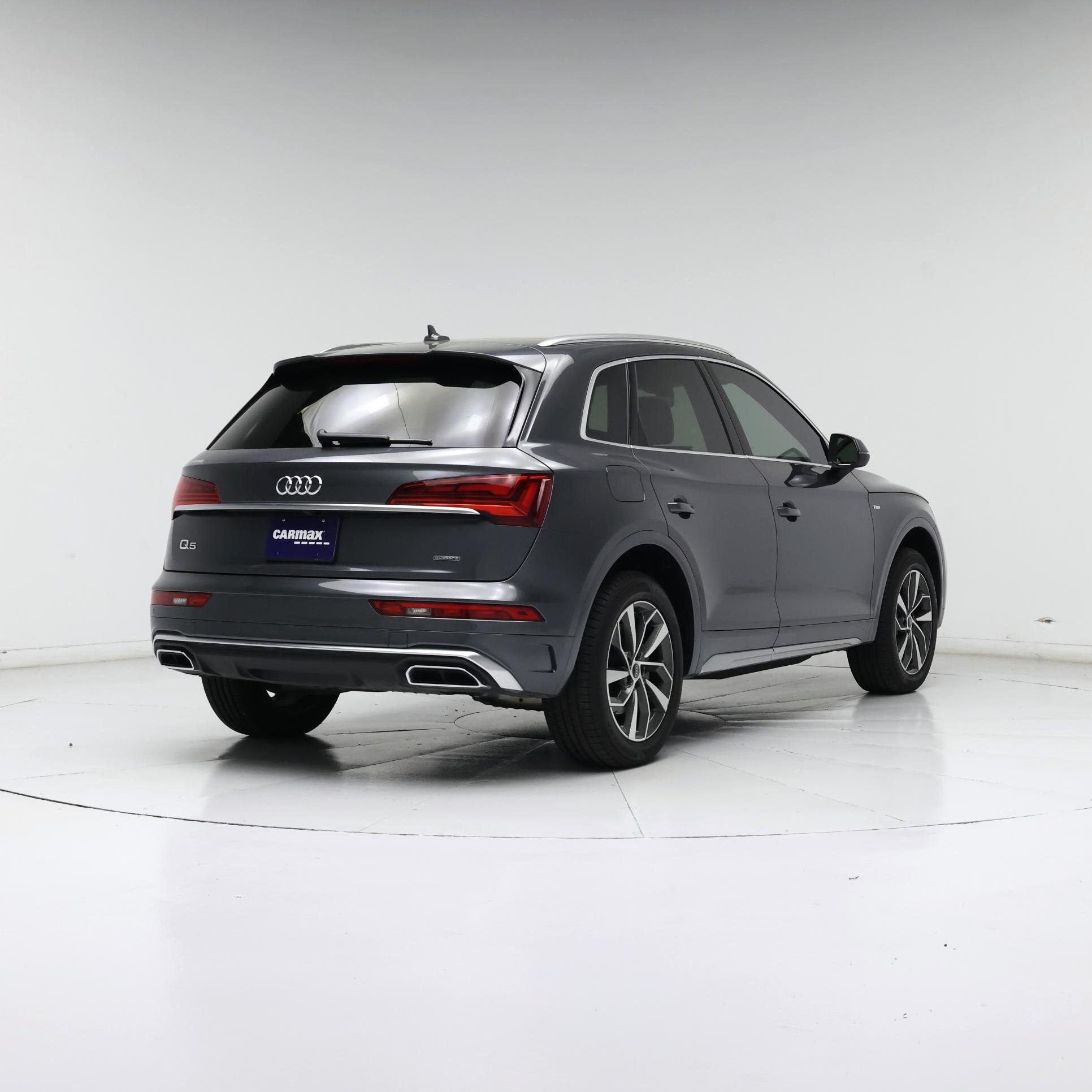 Thumbnail: 2023 Audi Q5 - 8