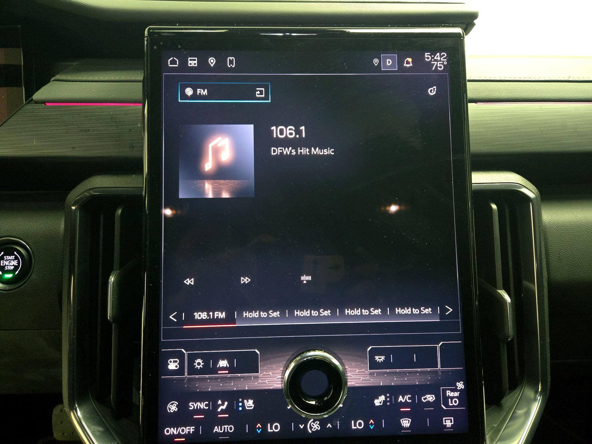 Thumbnail: 2024 GMC Acadia - 14