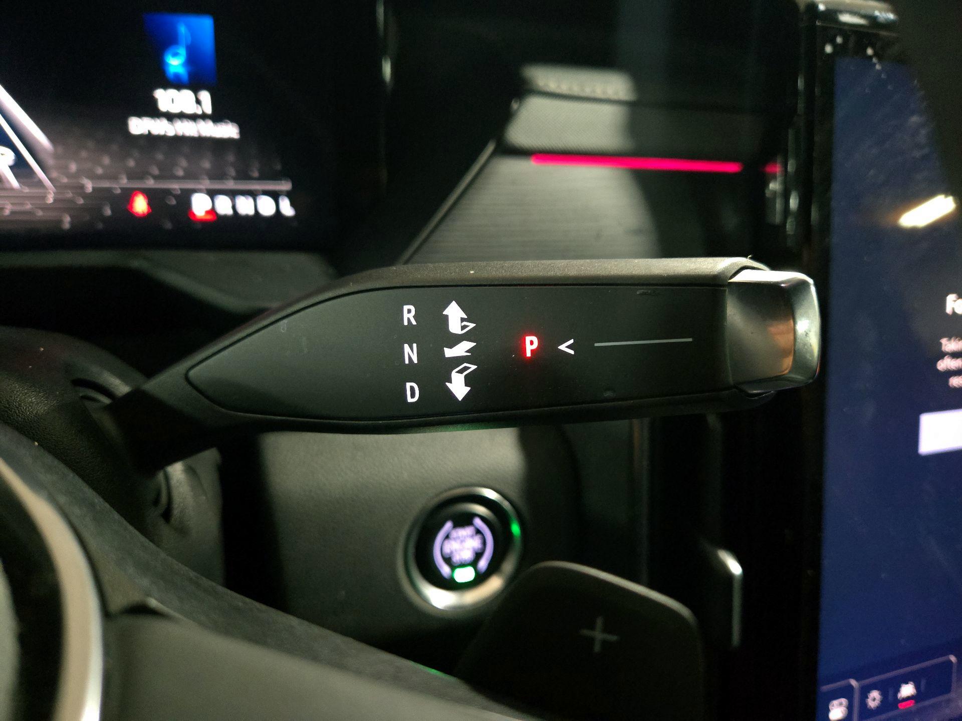 Thumbnail: 2024 GMC Acadia - 16