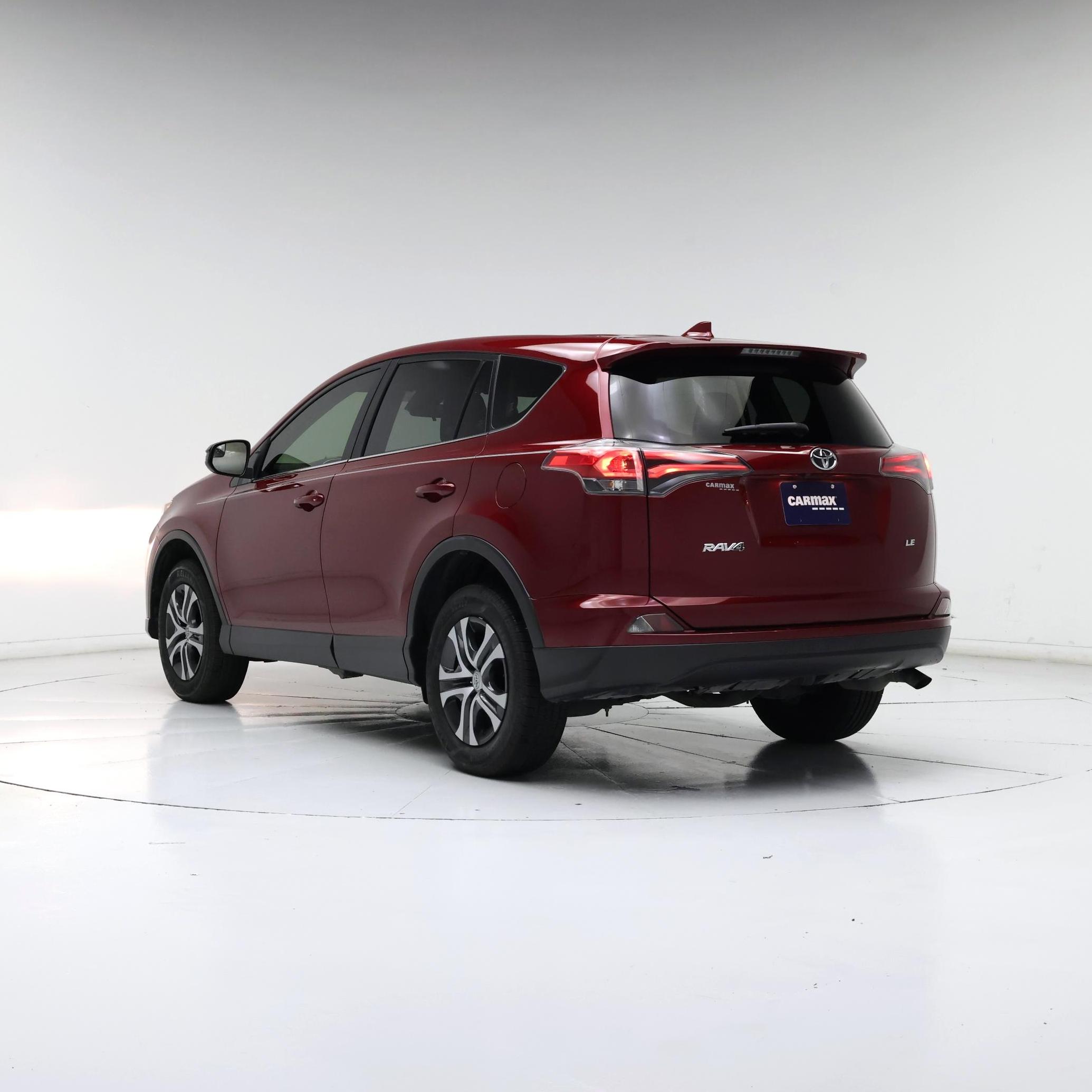 Thumbnail: 2018 Toyota RAV4 - 2