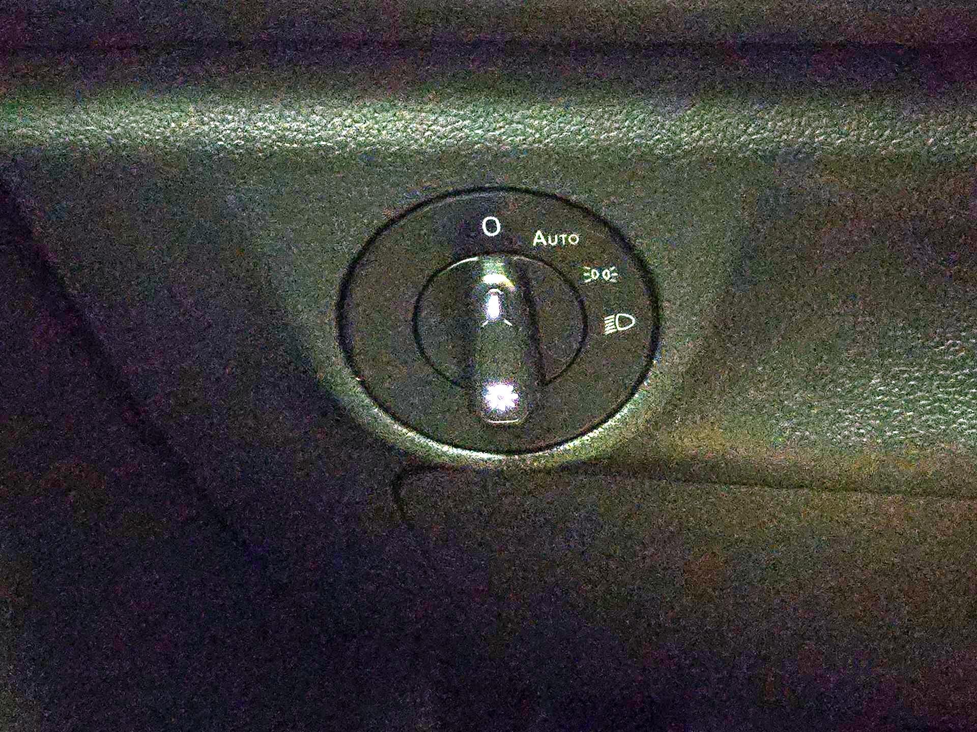 Thumbnail: 2019 Volkswagen Jetta - 13