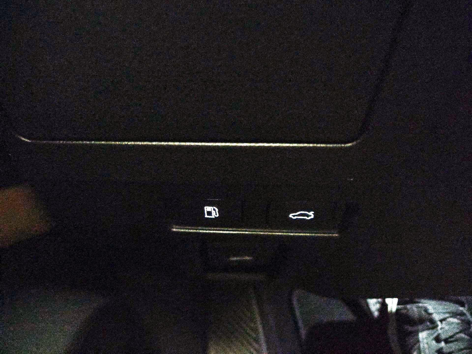 Thumbnail: 2022 Lexus ES - 13