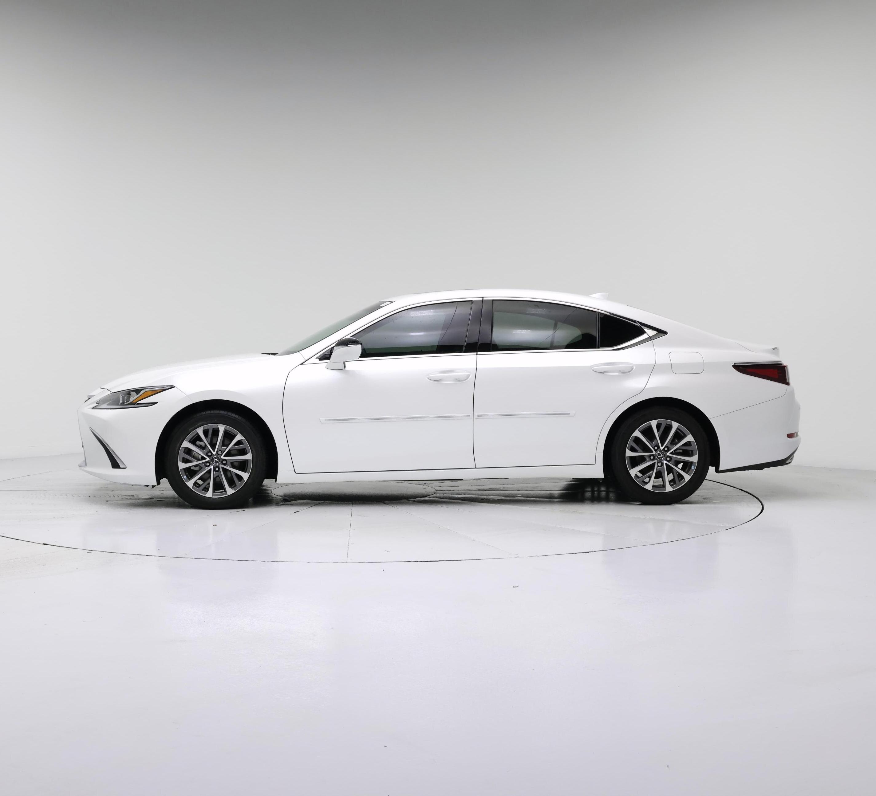 Thumbnail: 2022 Lexus ES - 3