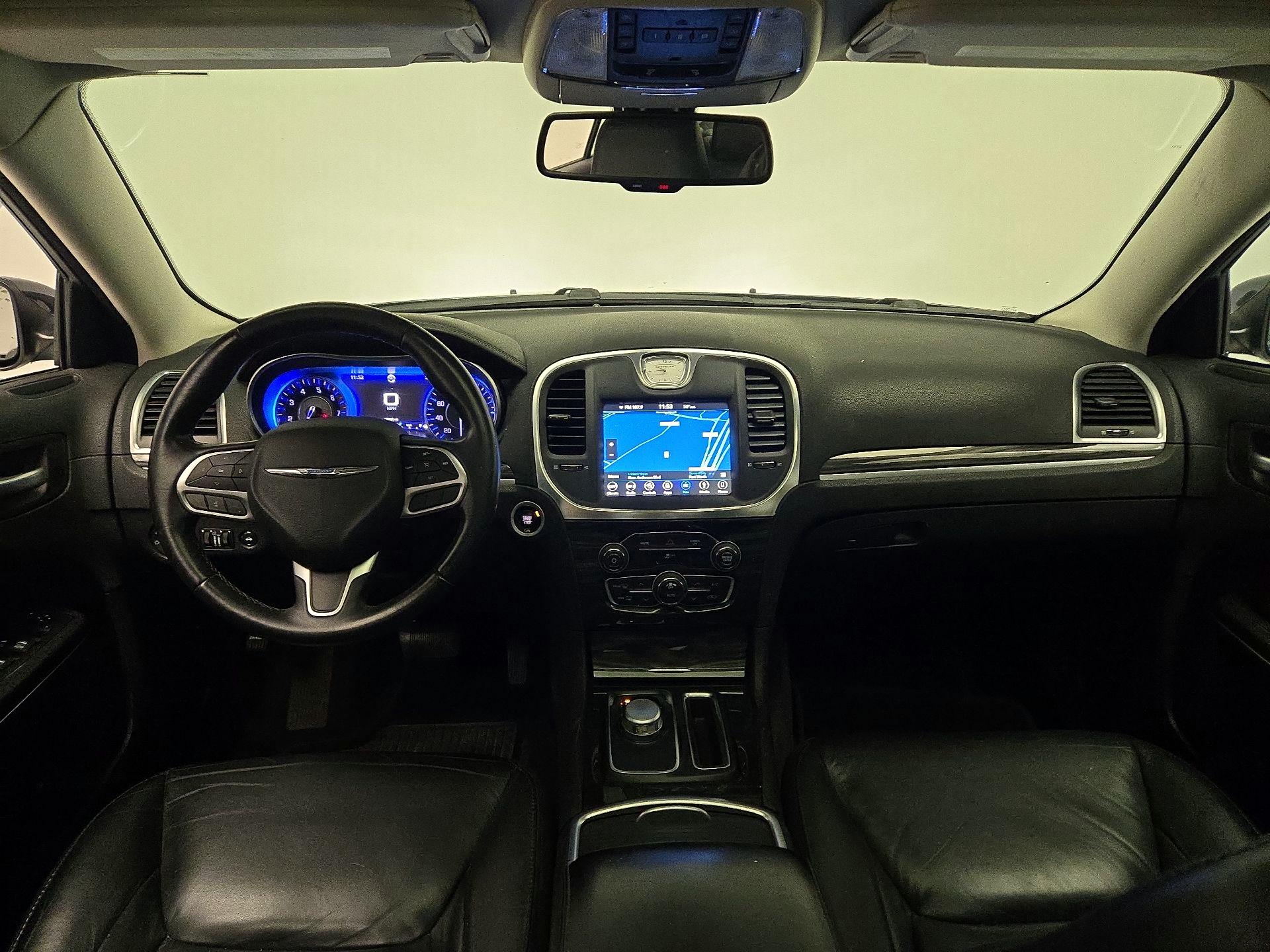 Thumbnail: 2018 Chrysler 300 - 9