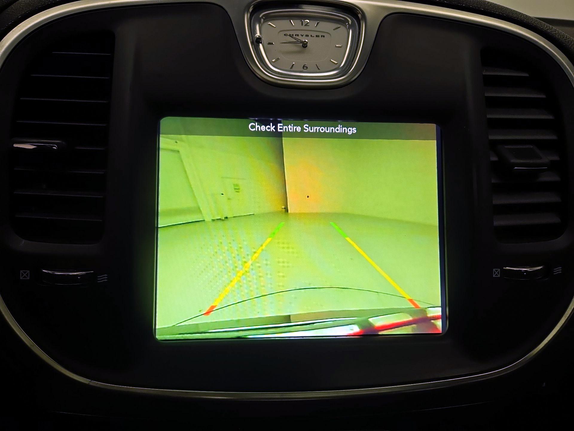 Thumbnail: 2018 Chrysler 300 - 15