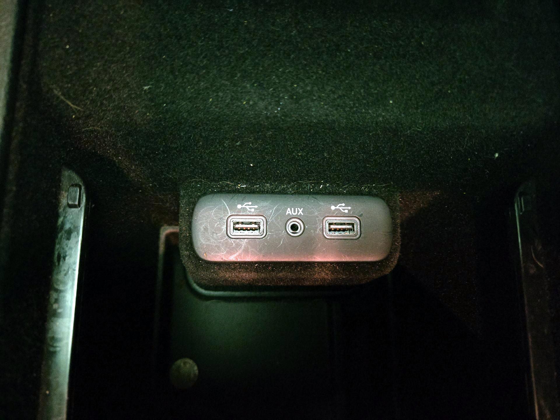 Thumbnail: 2018 Chrysler 300 - 19