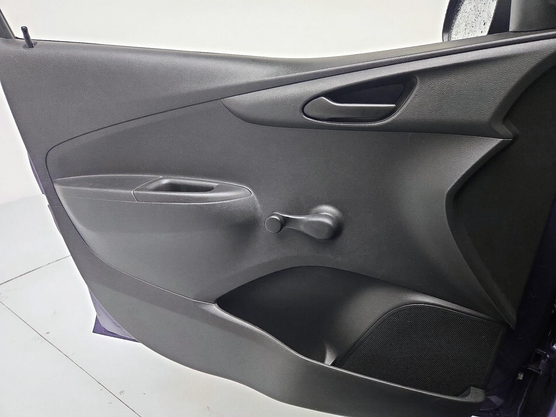 Thumbnail: 2017 Chevrolet Spark - 12