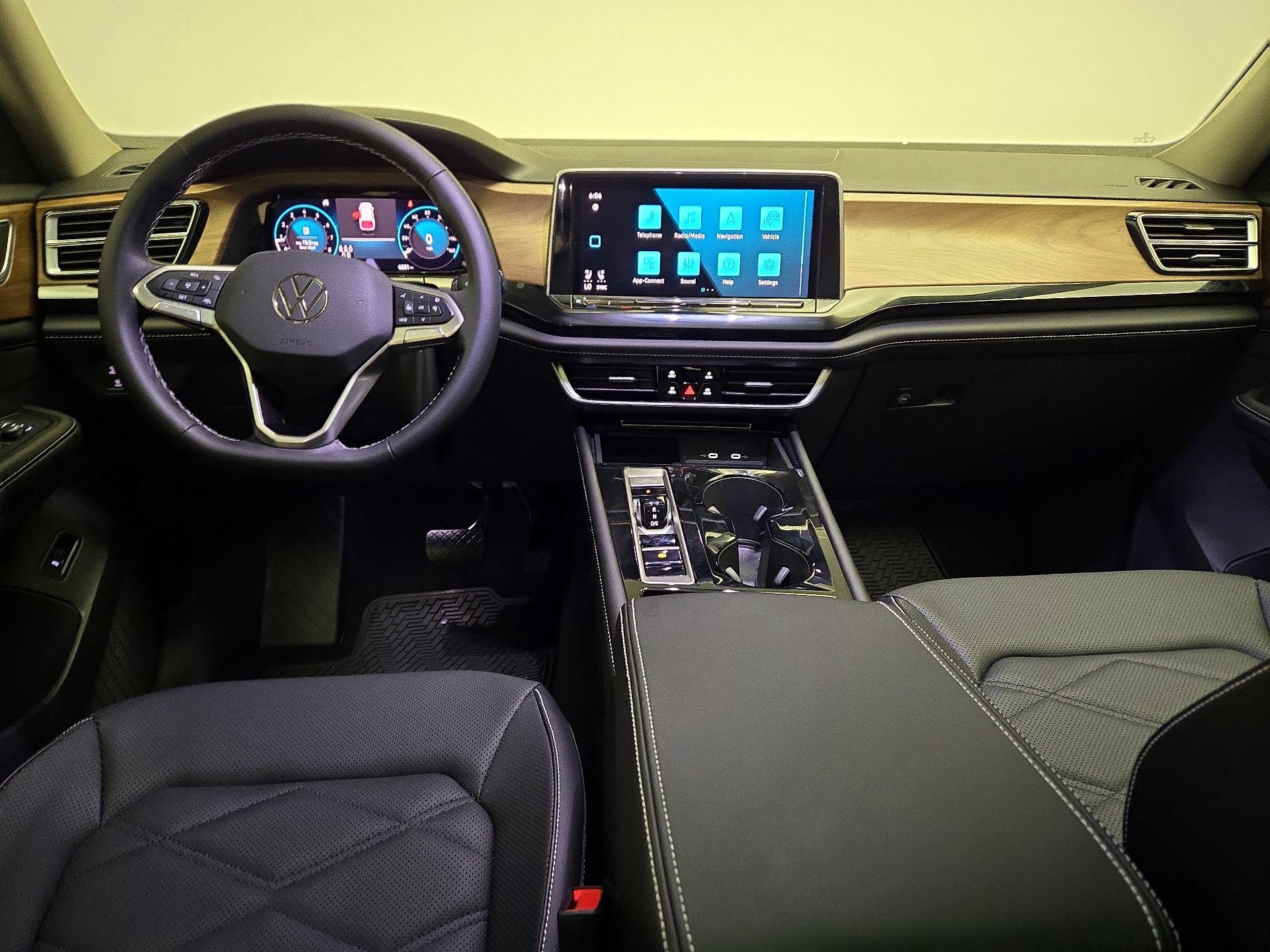 Thumbnail: 2024 Volkswagen Atlas - 9