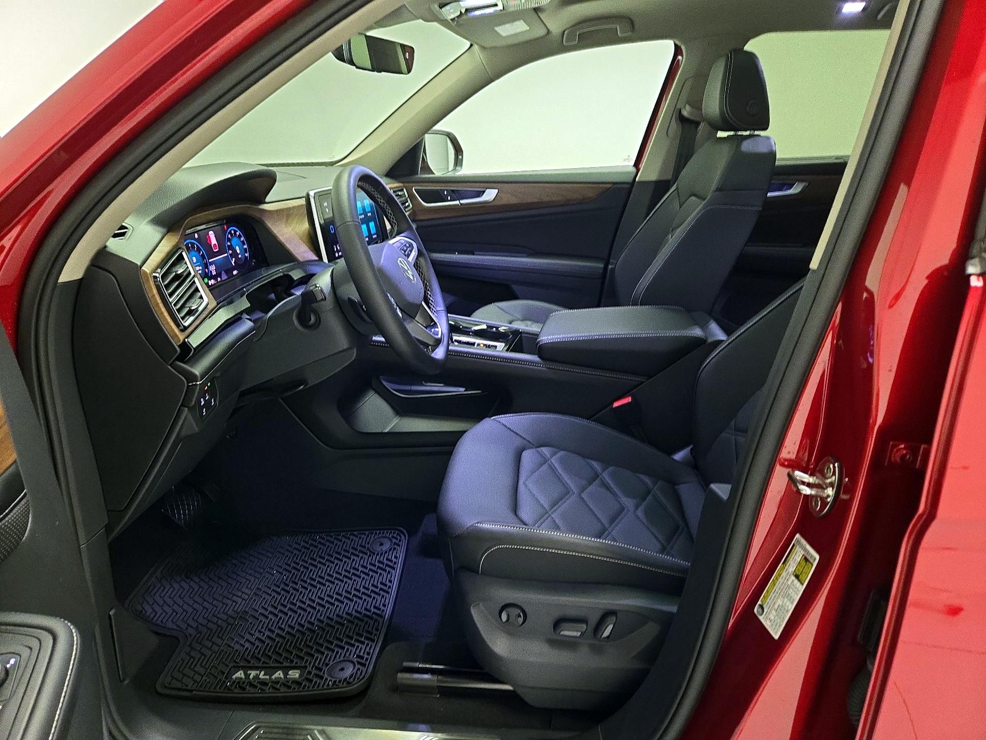 Thumbnail: 2024 Volkswagen Atlas - 11