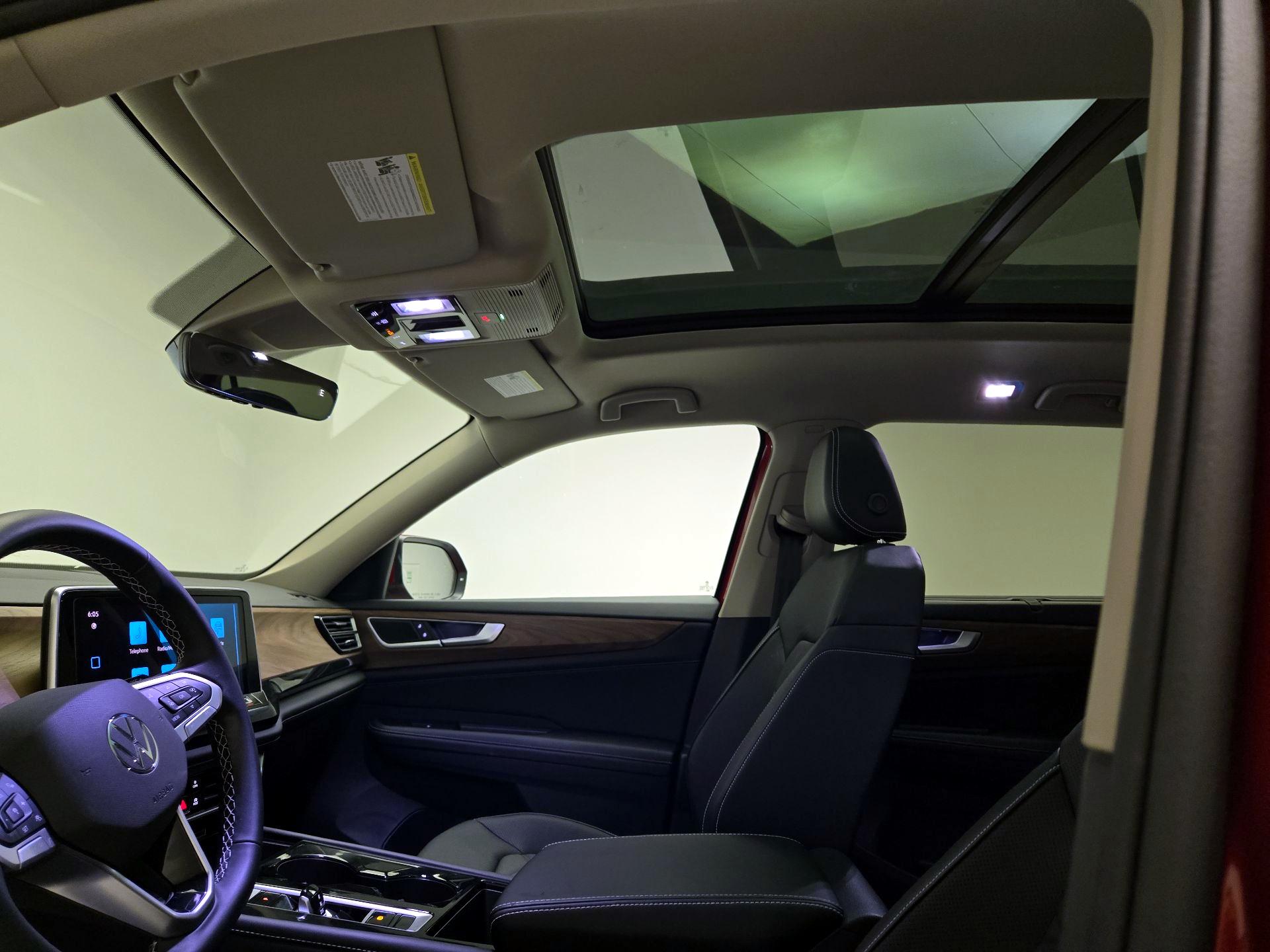 Thumbnail: 2024 Volkswagen Atlas - 18