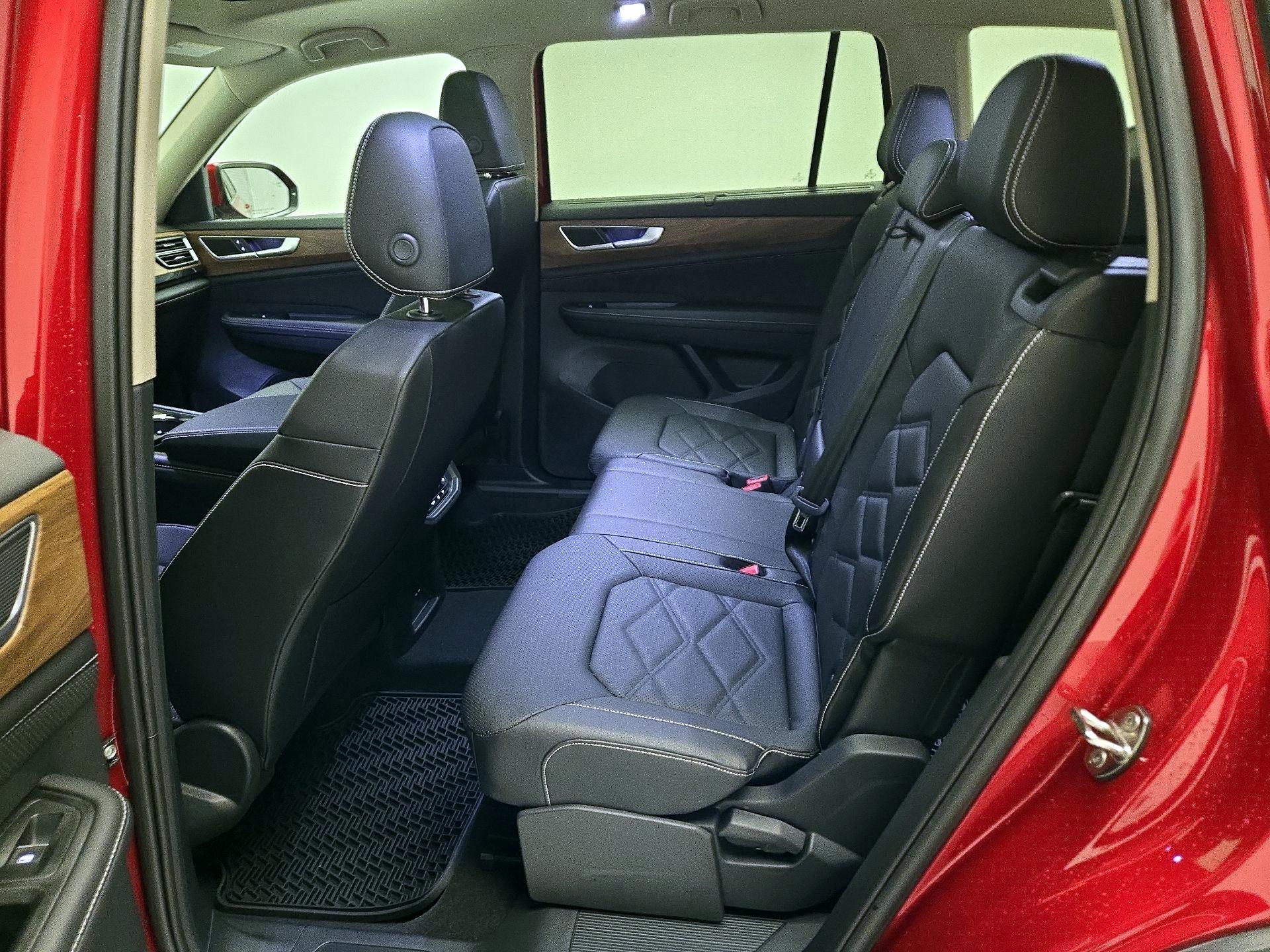 Thumbnail: 2024 Volkswagen Atlas - 19