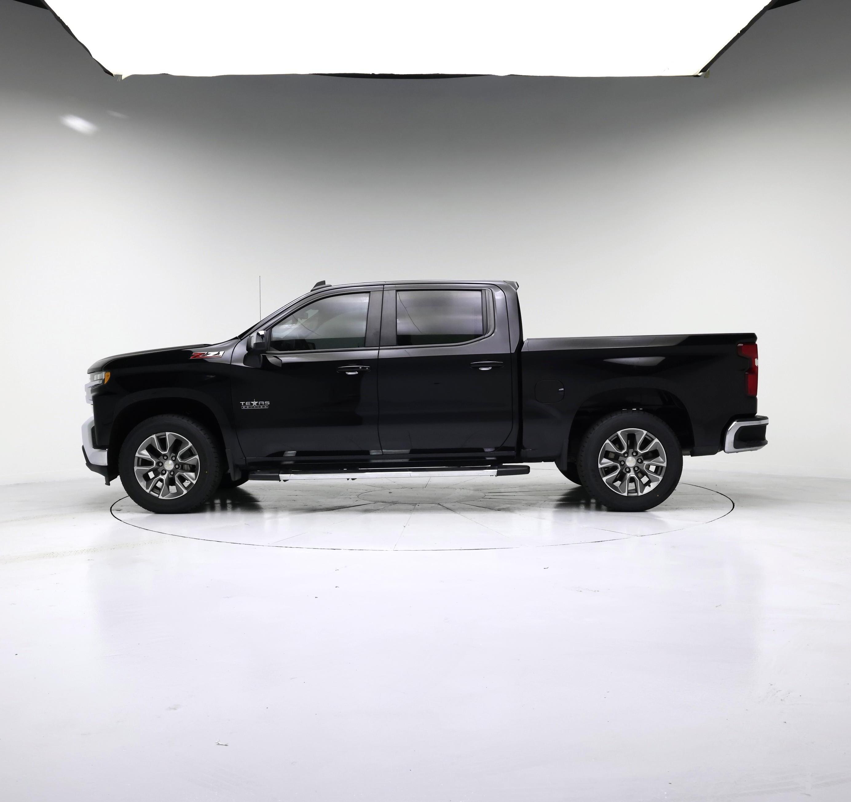 Thumbnail: 2022 Chevrolet Silverado 1500 - 3