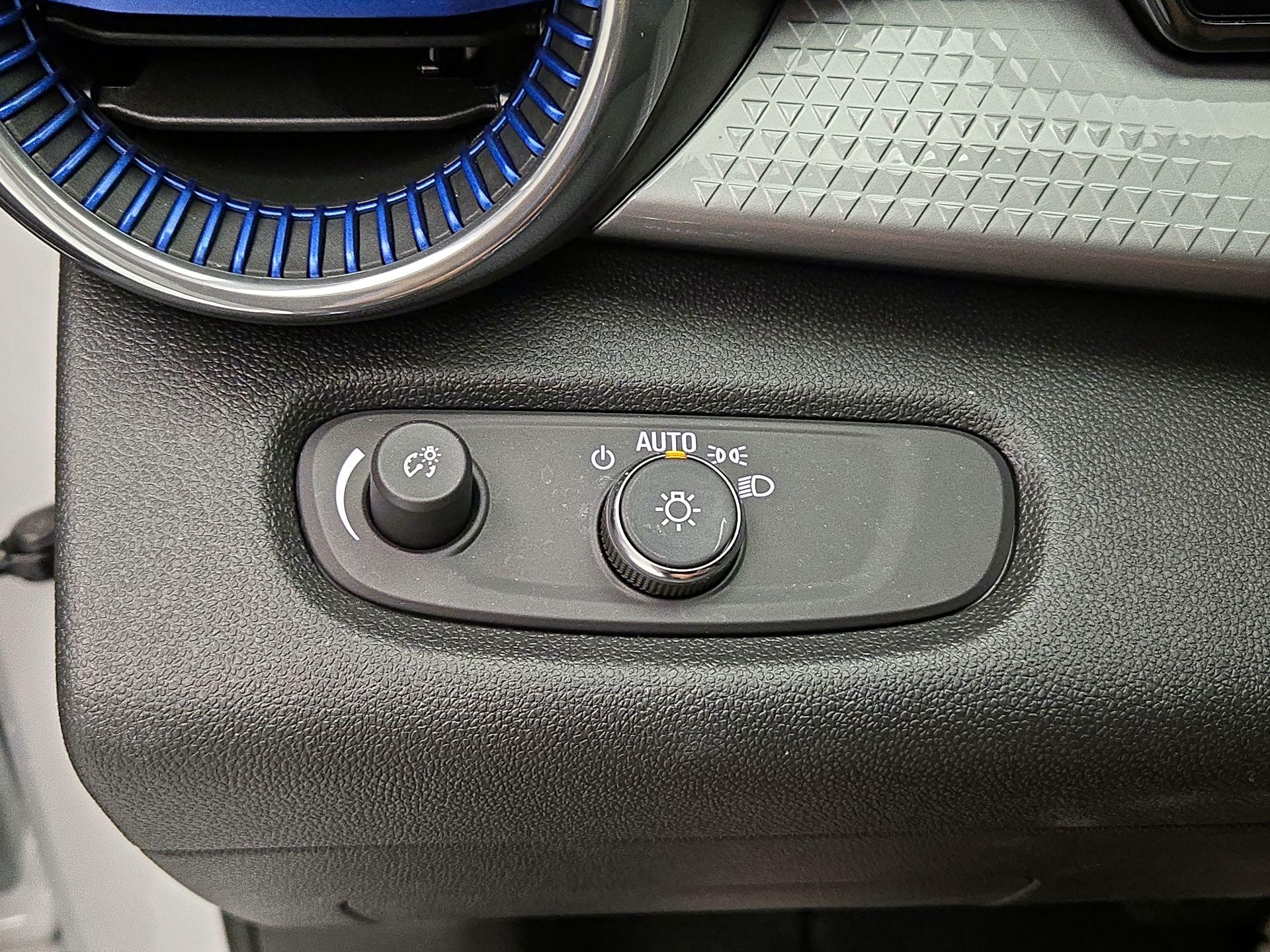 Thumbnail: 2025 Chevrolet Trax - 13