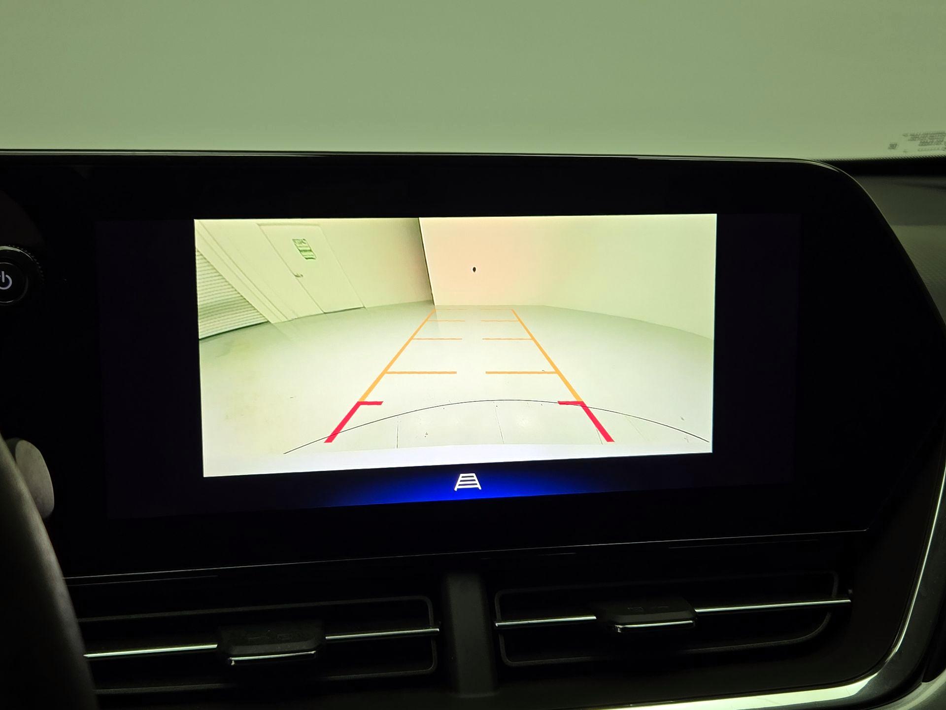 Thumbnail: 2025 Chevrolet Trax - 14