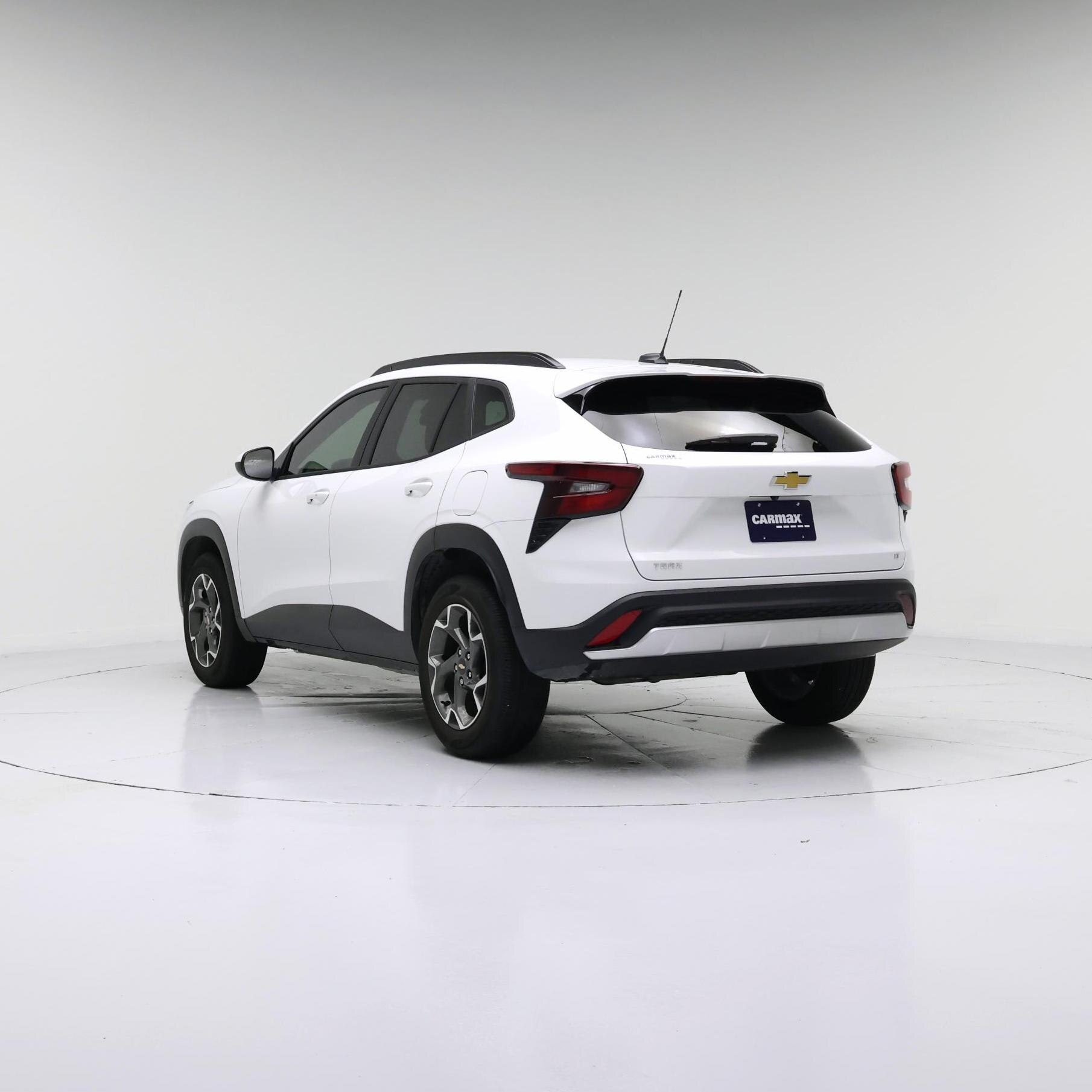 Thumbnail: 2025 Chevrolet Trax - 2