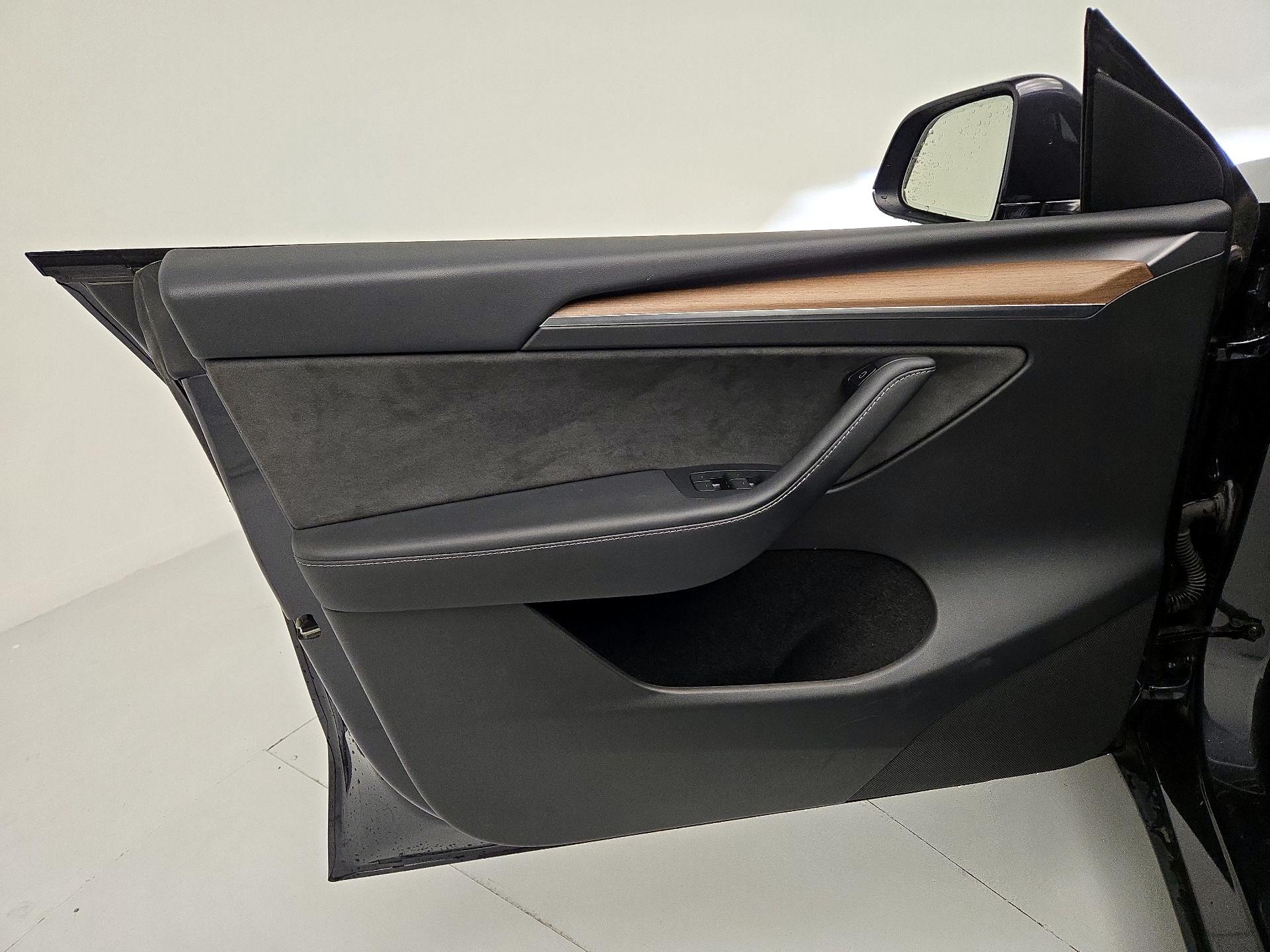 Thumbnail: 2024 Tesla Model Y - 12