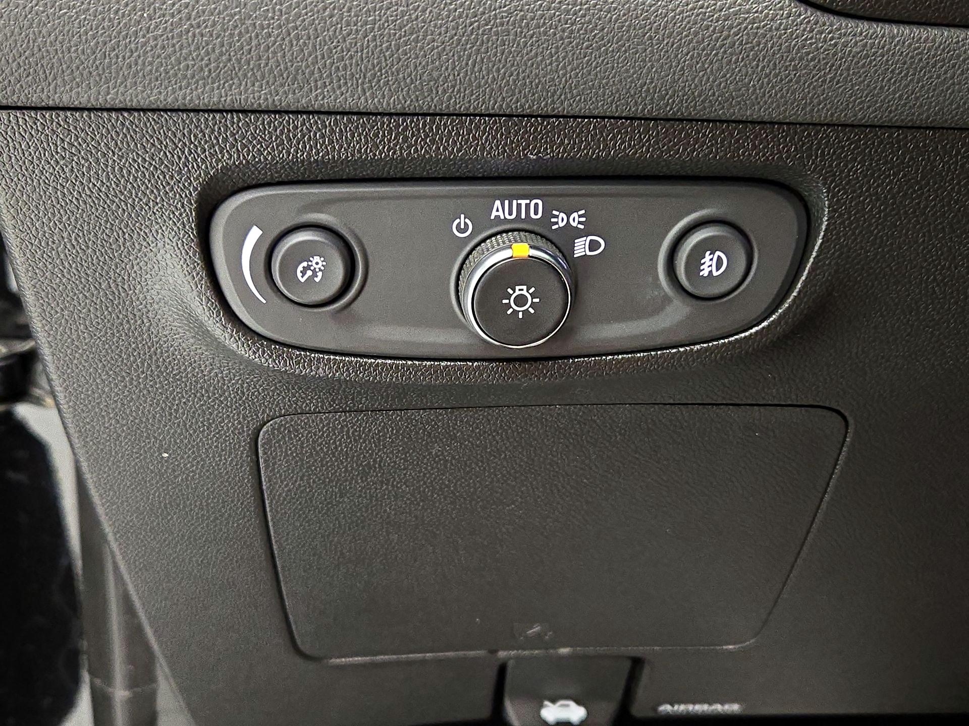 Thumbnail: 2023 Buick Encore GX - 13