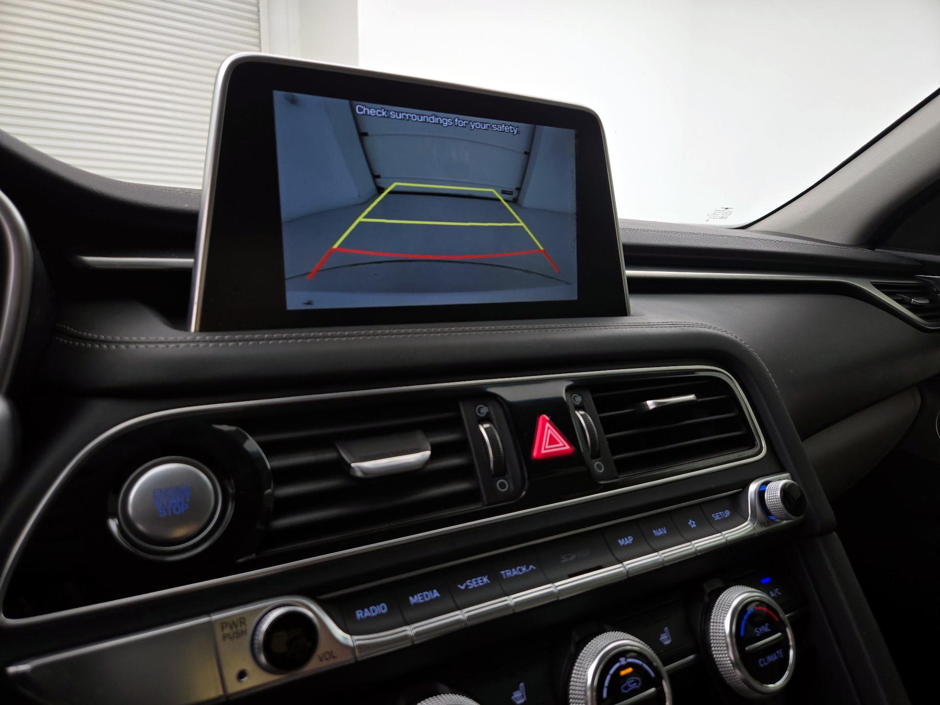 Thumbnail: 2020 Genesis G70 - 15