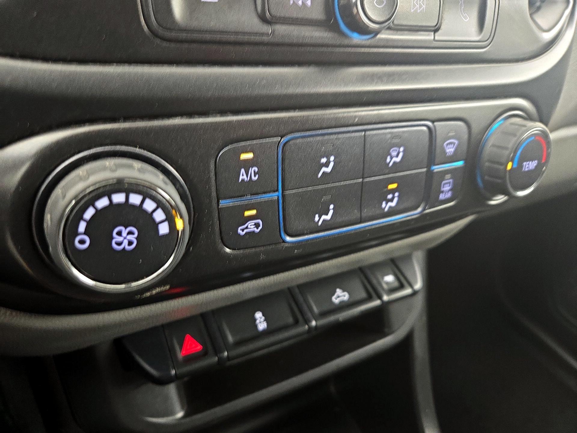 Thumbnail: 2022 GMC Canyon - 16