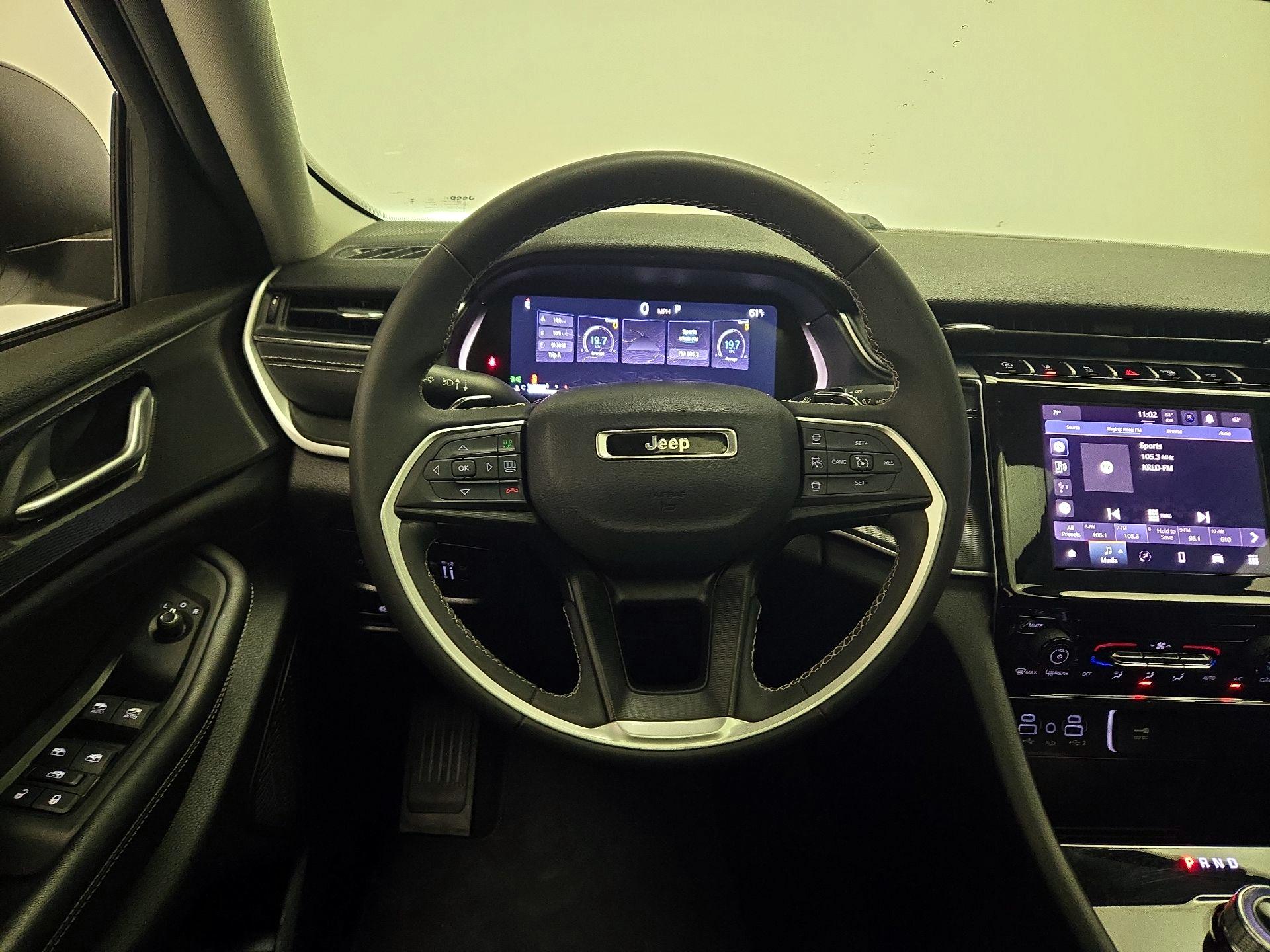 Thumbnail: 2024 Jeep Grand Cherokee - 10