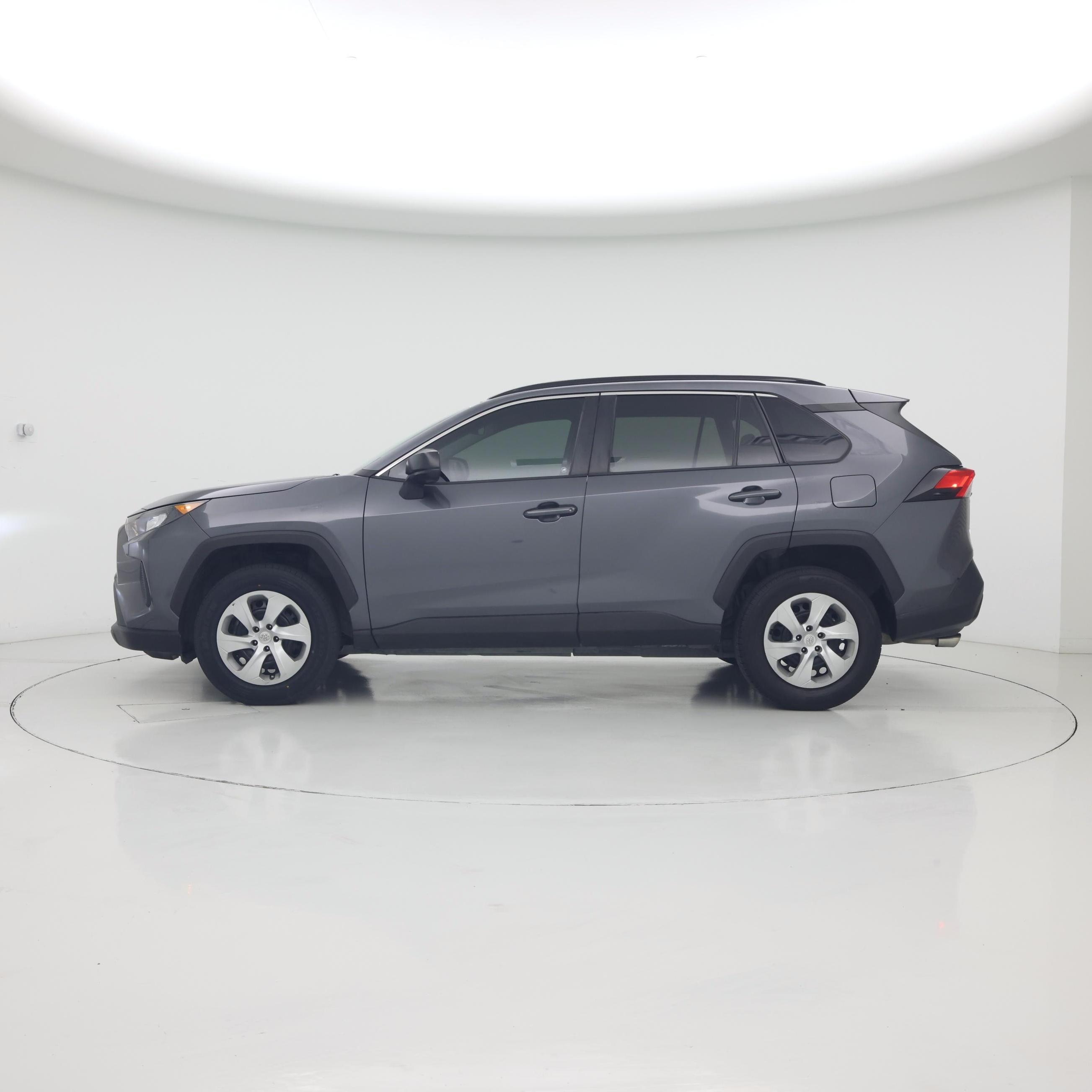 Thumbnail: 2020 Toyota RAV4 - 3