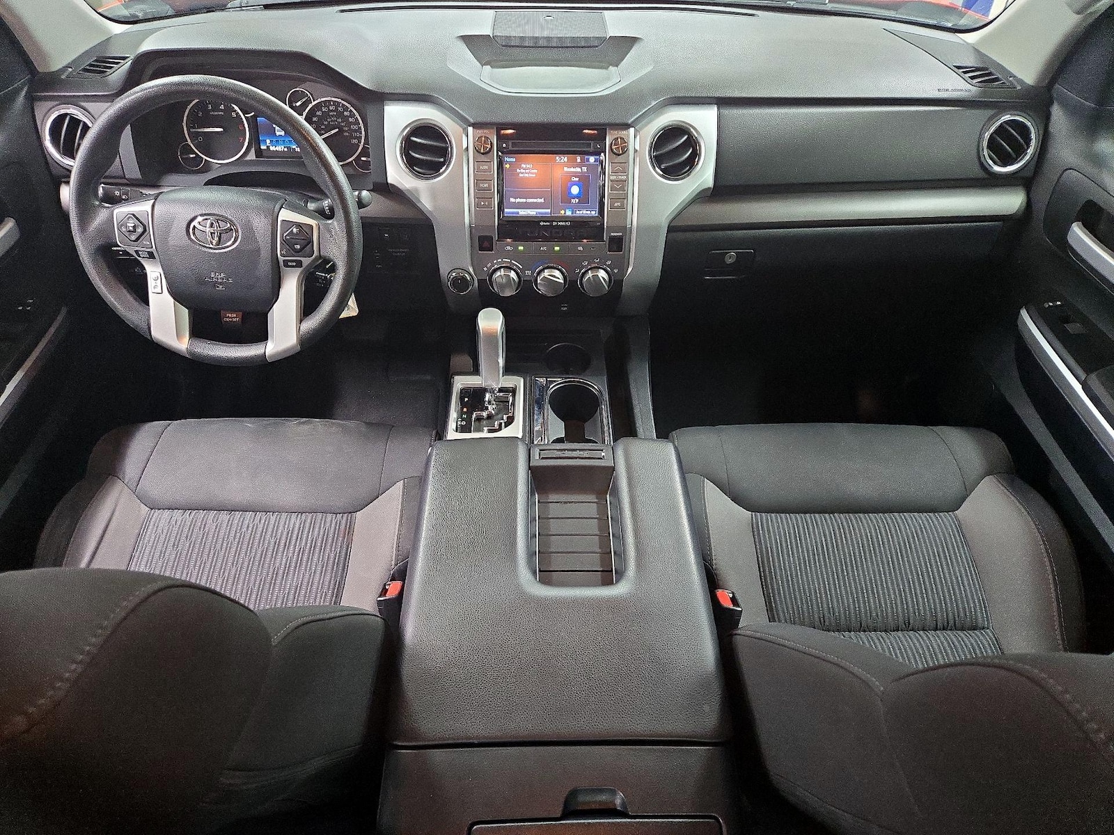 2016 Toyota Tundra SR5 - Photo 10