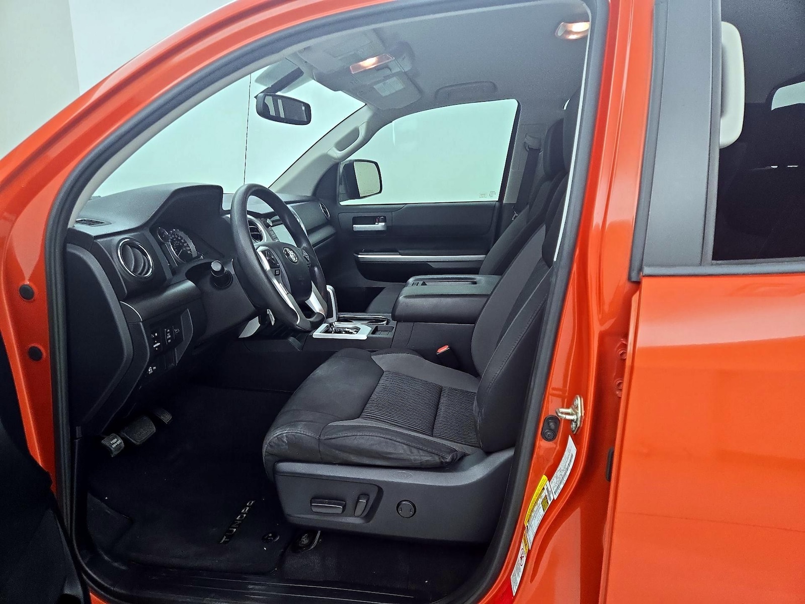 2016 Toyota Tundra SR5 - Photo 12