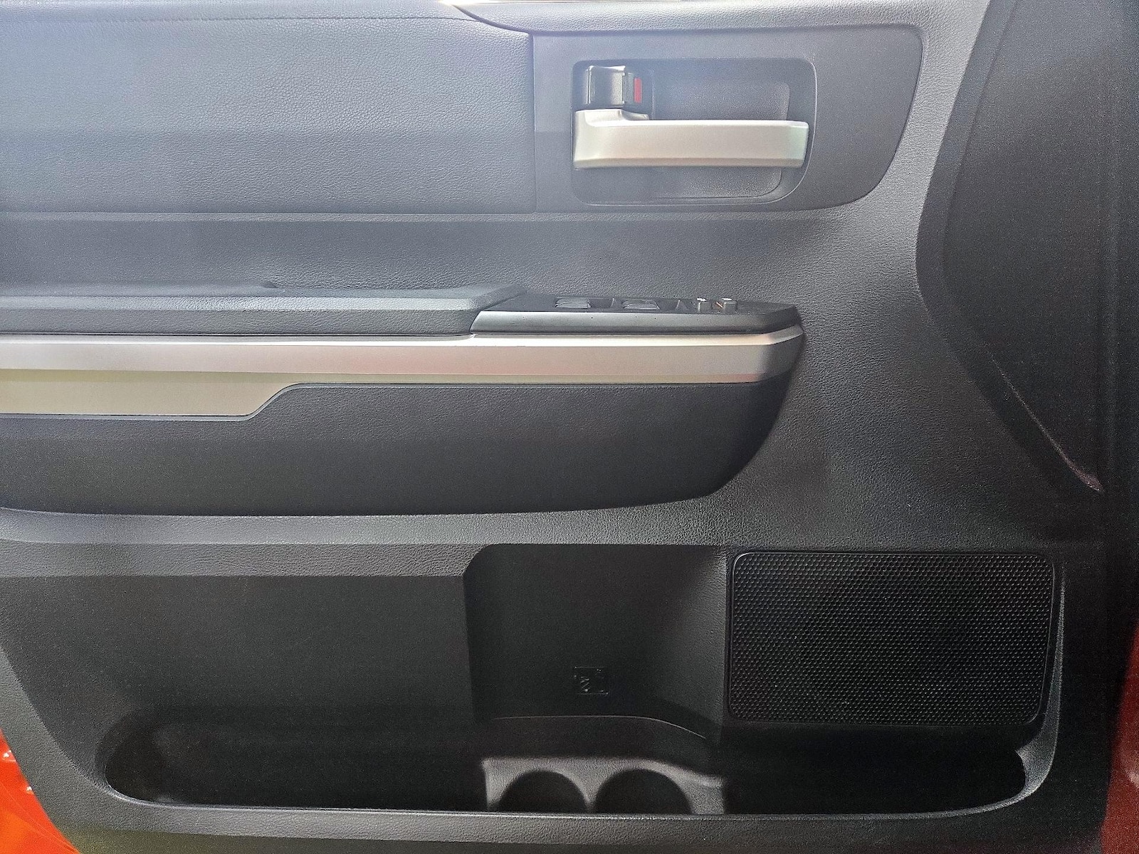 2016 Toyota Tundra SR5 - Photo 13