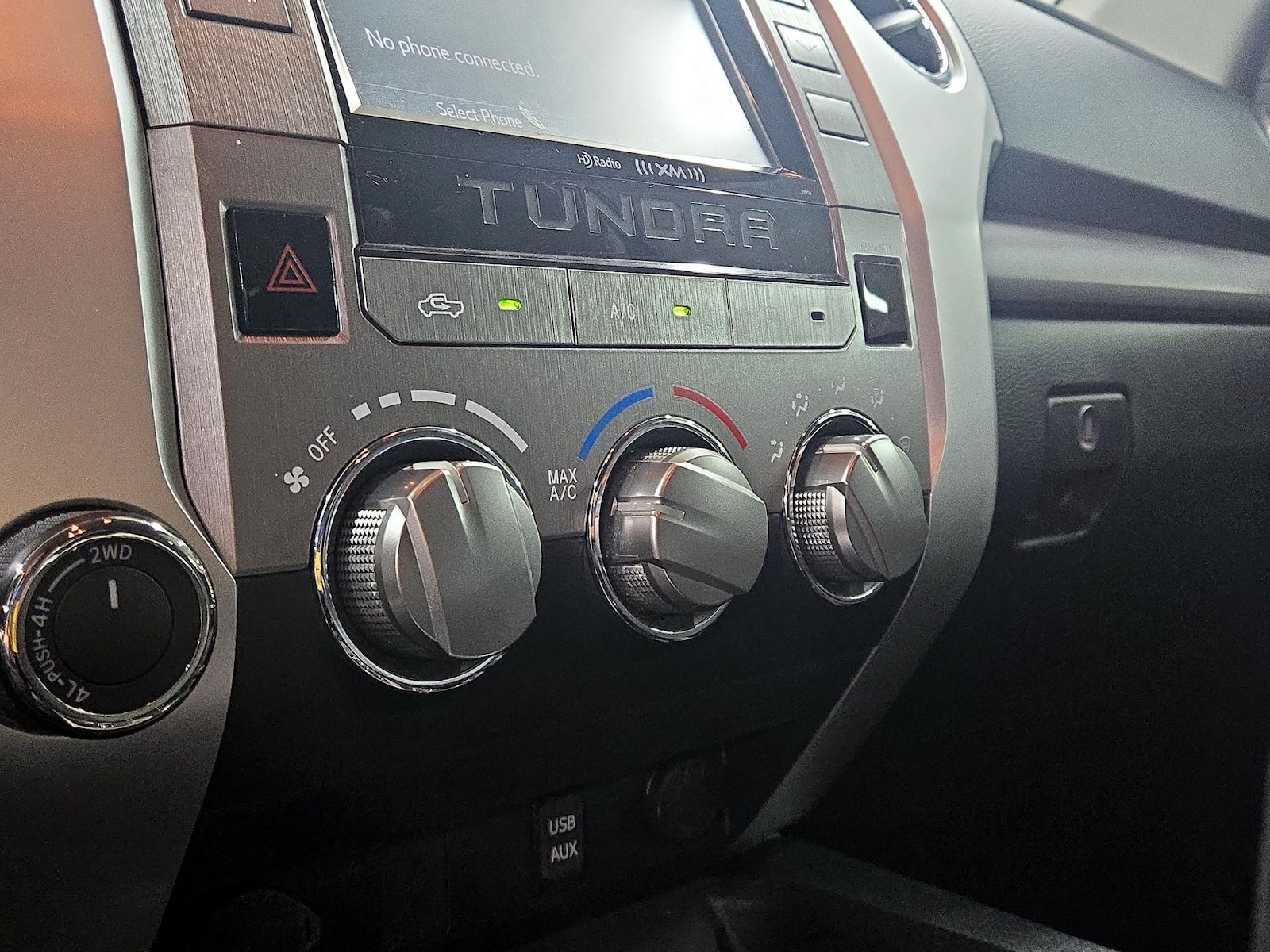 2016 Toyota Tundra SR5 - Photo 17