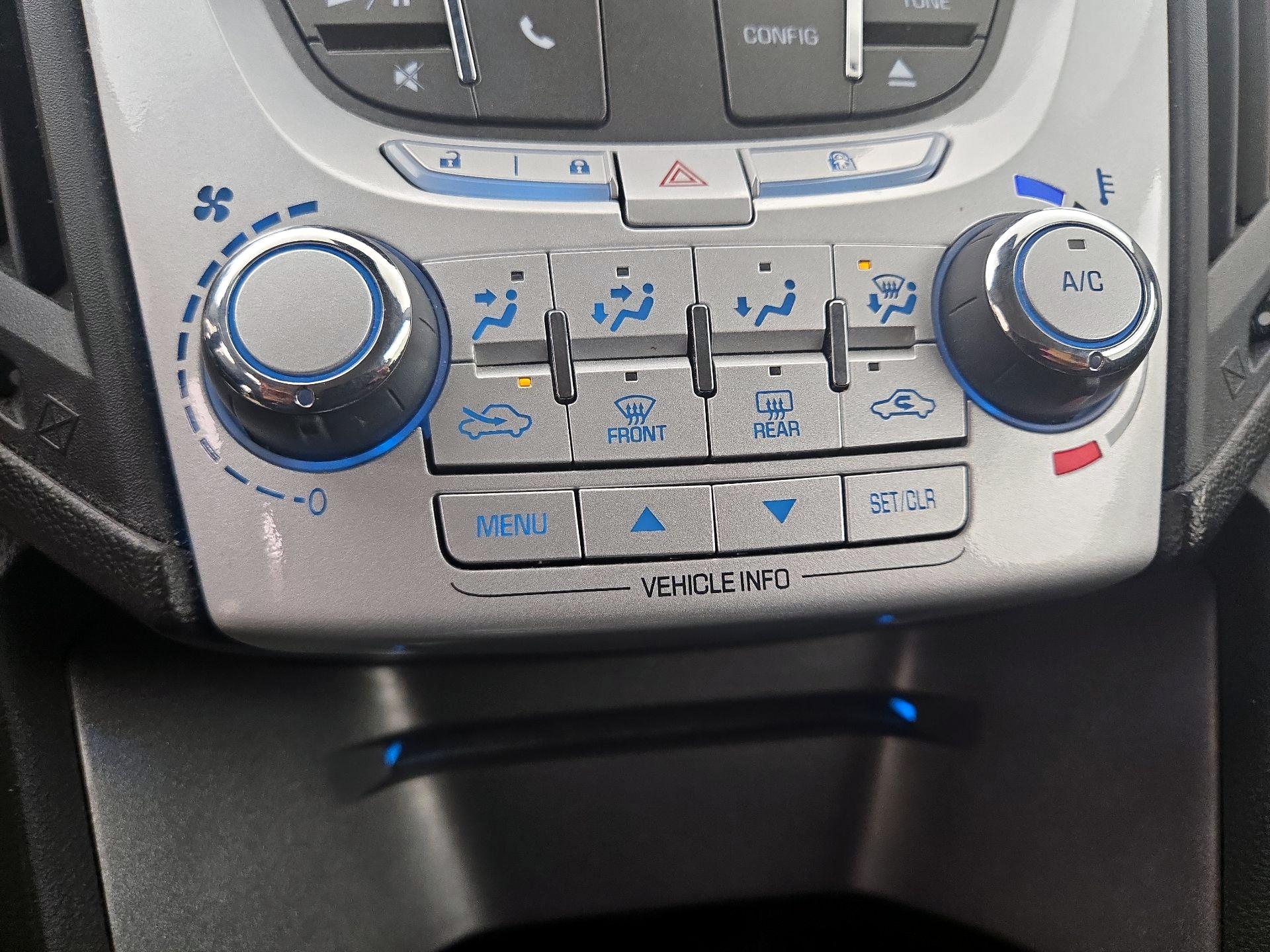 Thumbnail: 2015 Chevrolet Equinox - 16