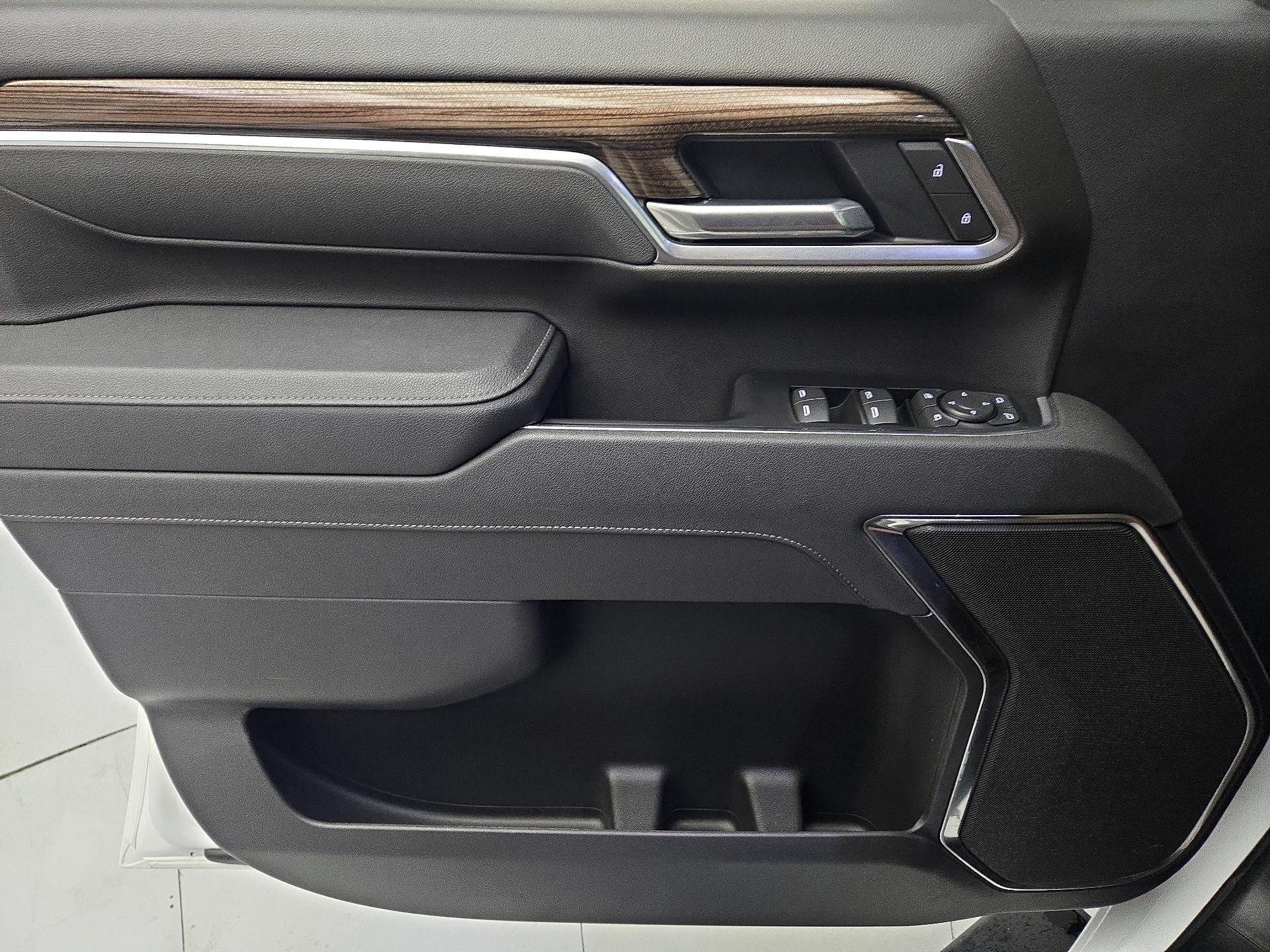 Thumbnail: 2025 Chevrolet Silverado 2500 - 12