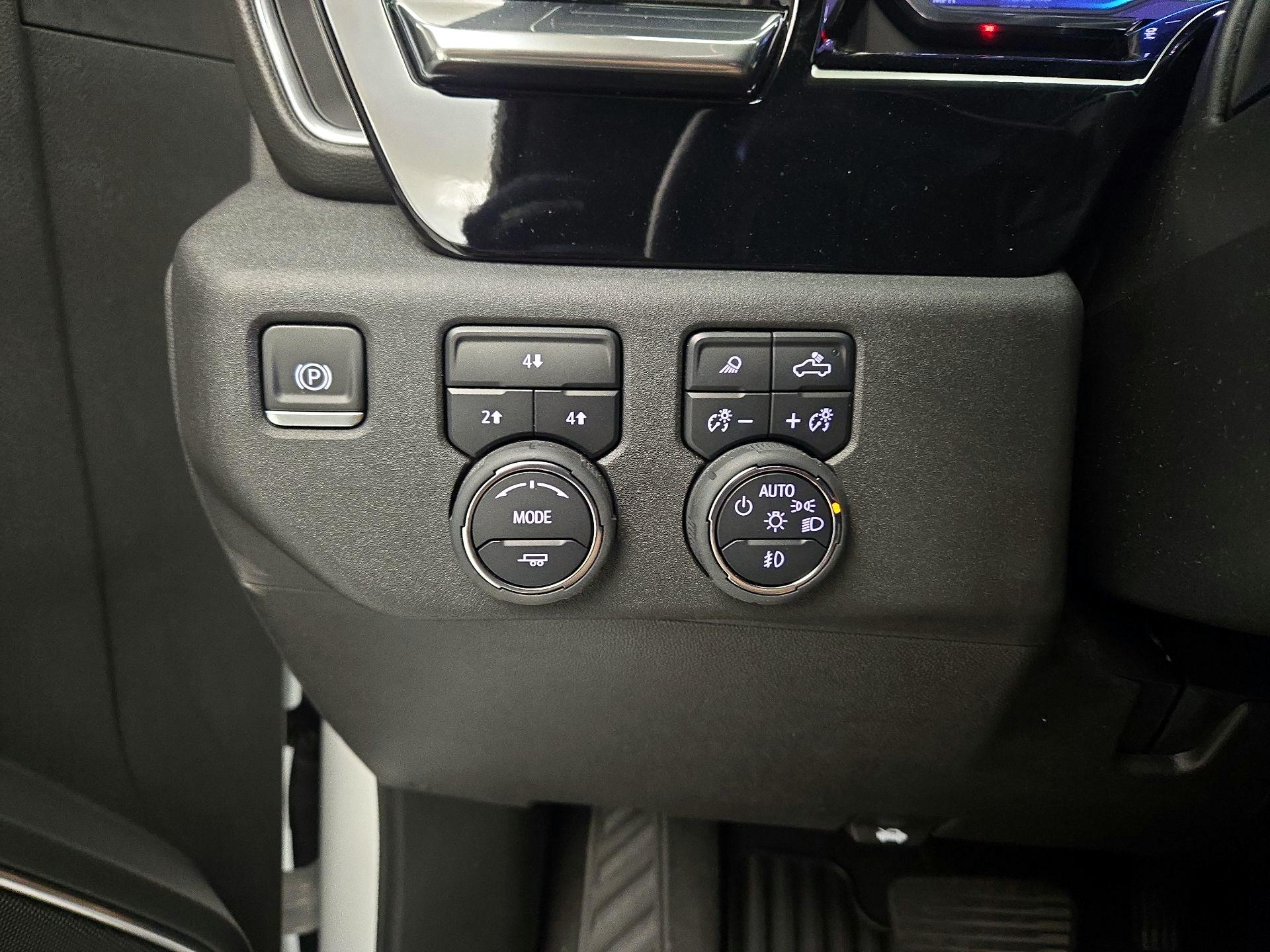 Thumbnail: 2025 Chevrolet Silverado 2500 - 13