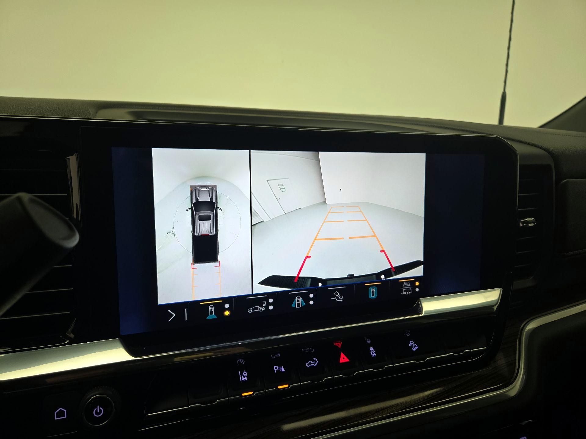 Thumbnail: 2025 Chevrolet Silverado 2500 - 14