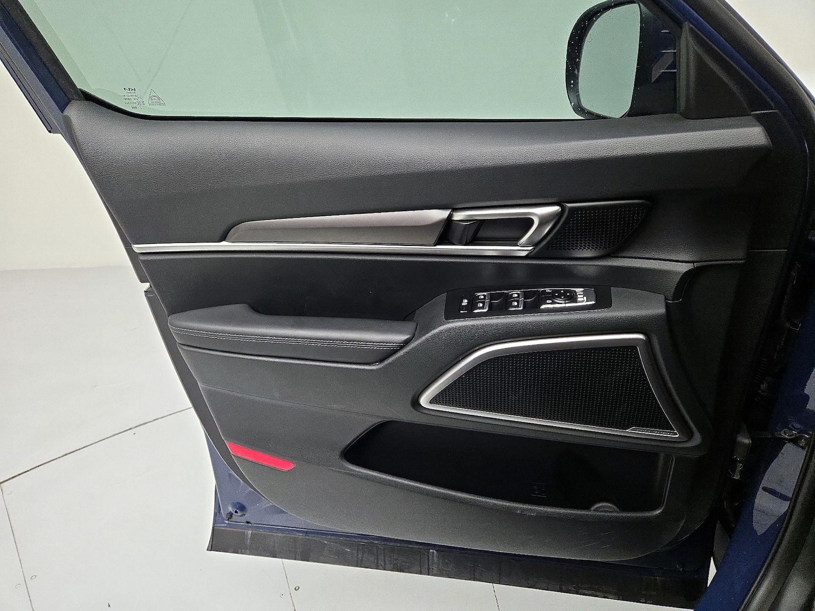 2025 Kia Telluride S - Photo 13
