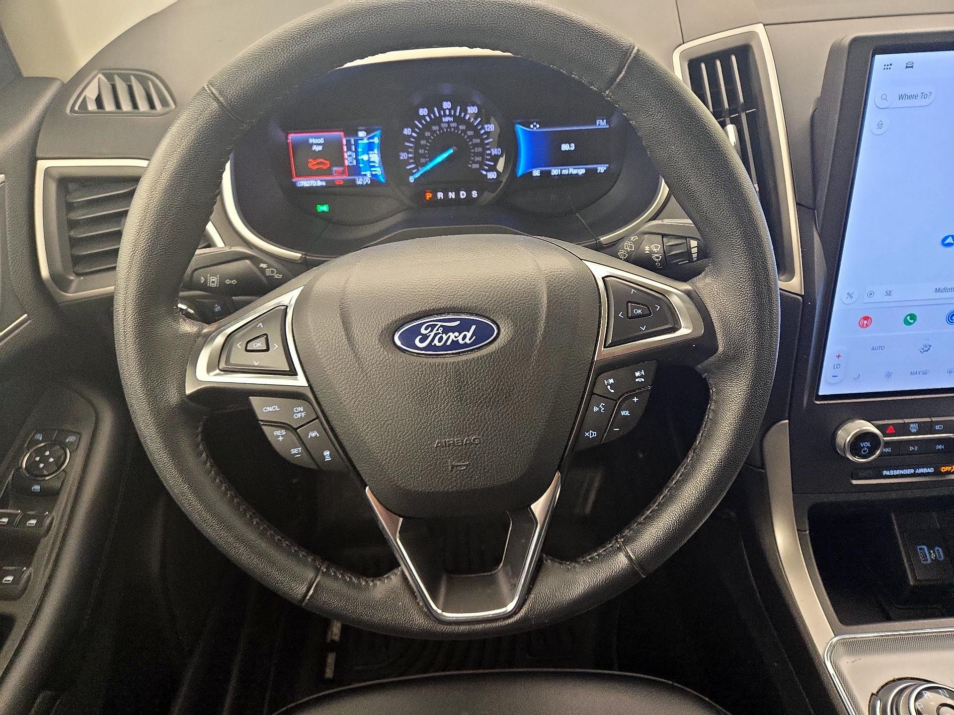 Thumbnail: 2021 Ford Edge - 10