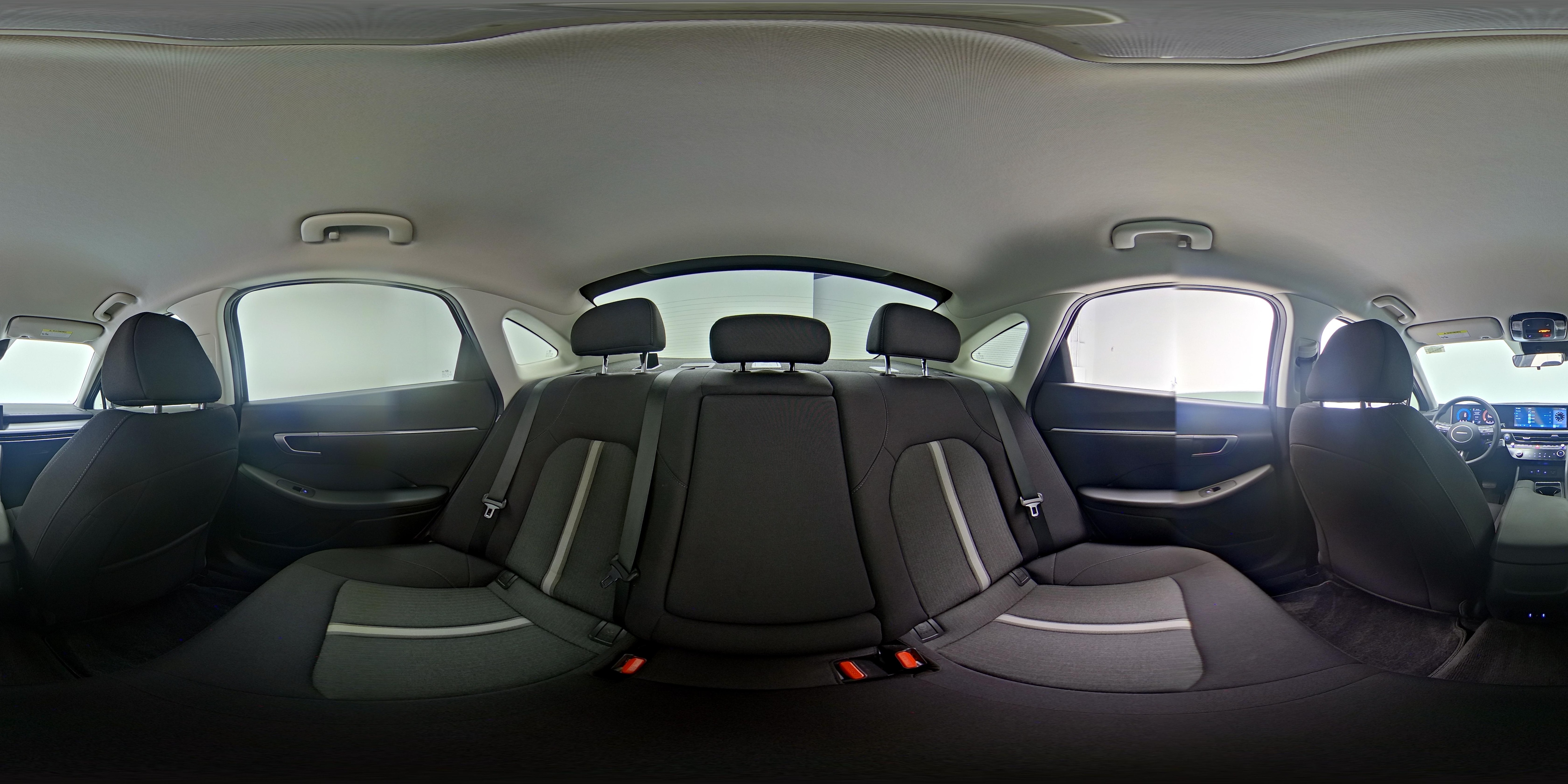 2025 Hyundai Sonata SEL - Photo 25