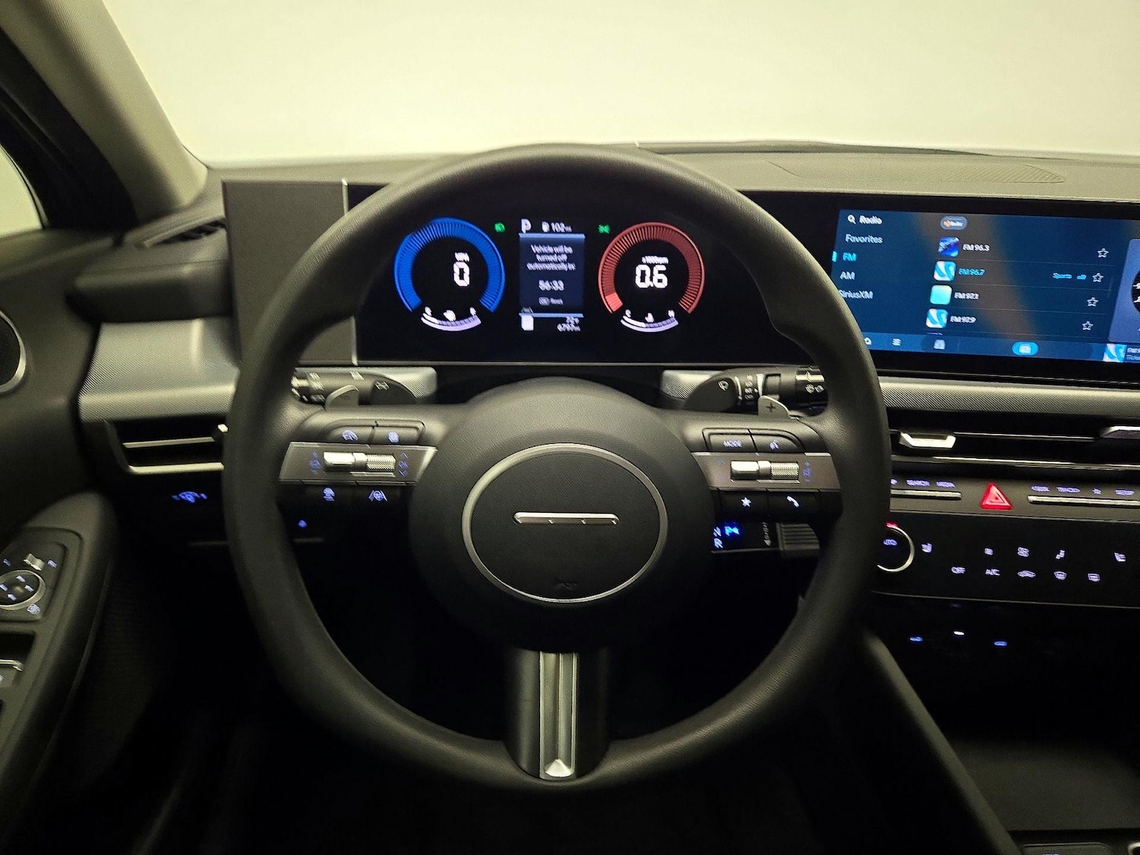 2025 Hyundai Sonata SEL - Photo 11
